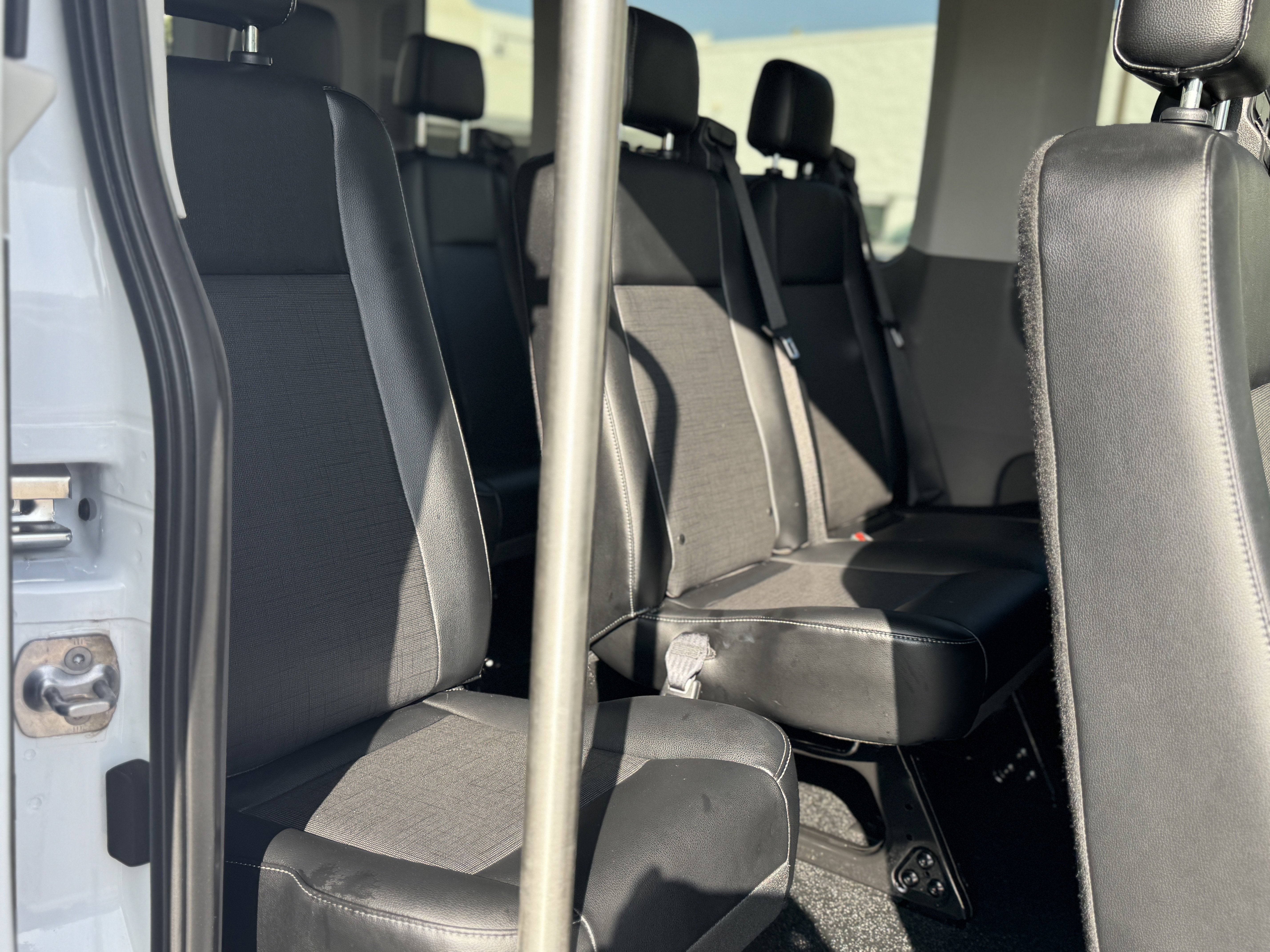 2023 Ford Transit Passenger Wagon XL