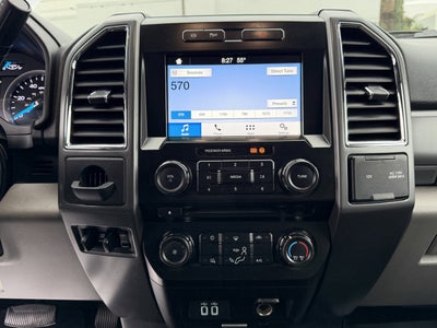 2017 Ford Super Duty F-550 DRW XLT 2WD Crew Cab 203 WB 84 CA