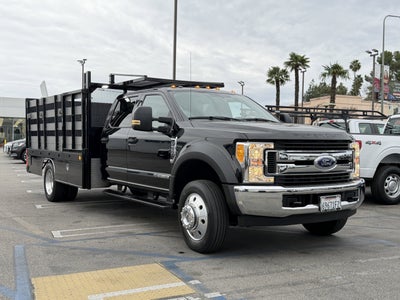 2017 Ford Super Duty F-550 DRW XLT 2WD Crew Cab 203 WB 84 CA