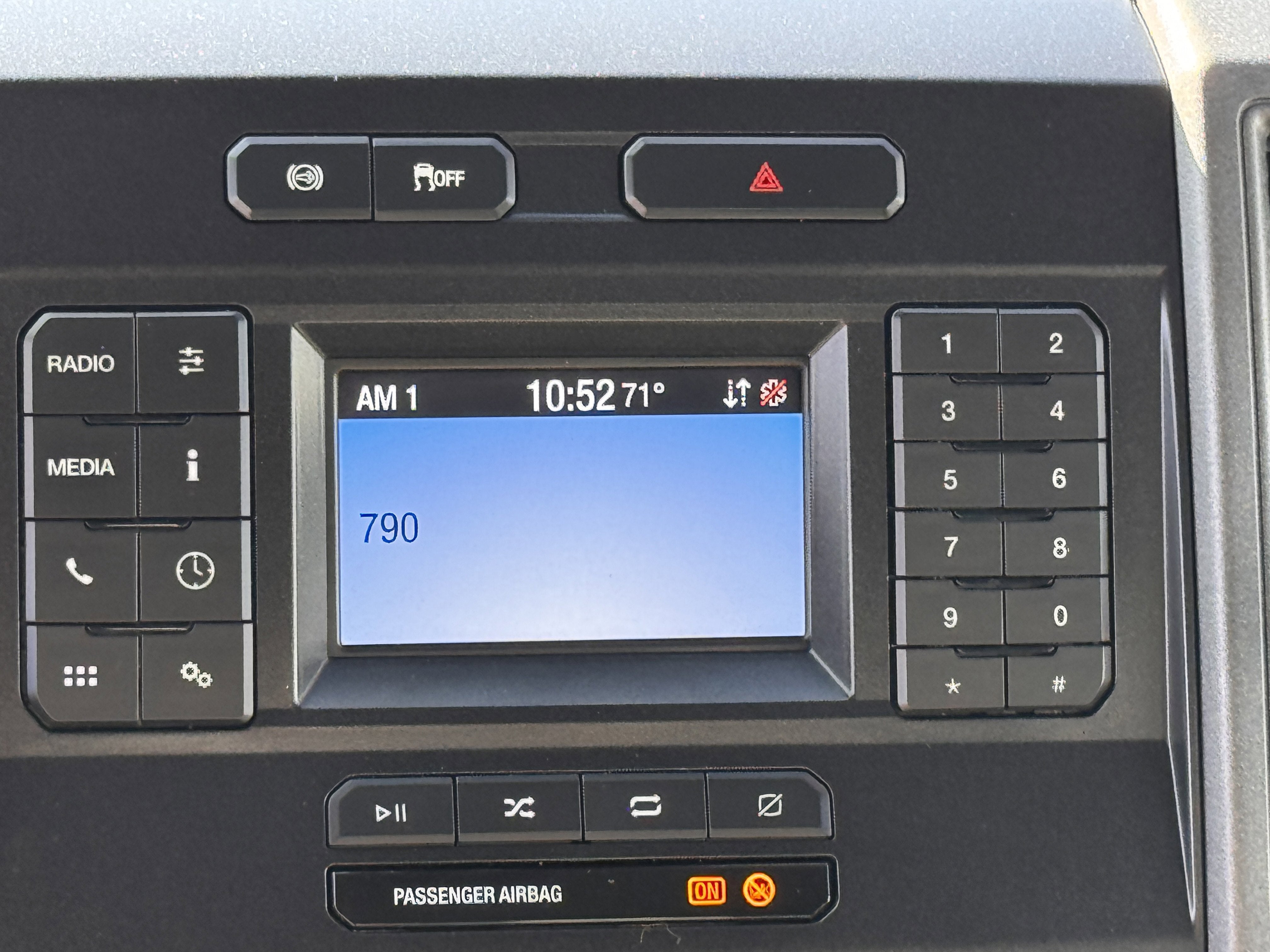 2022 Ford F-550 Super Duty Chassis XL Crew Cab DRW