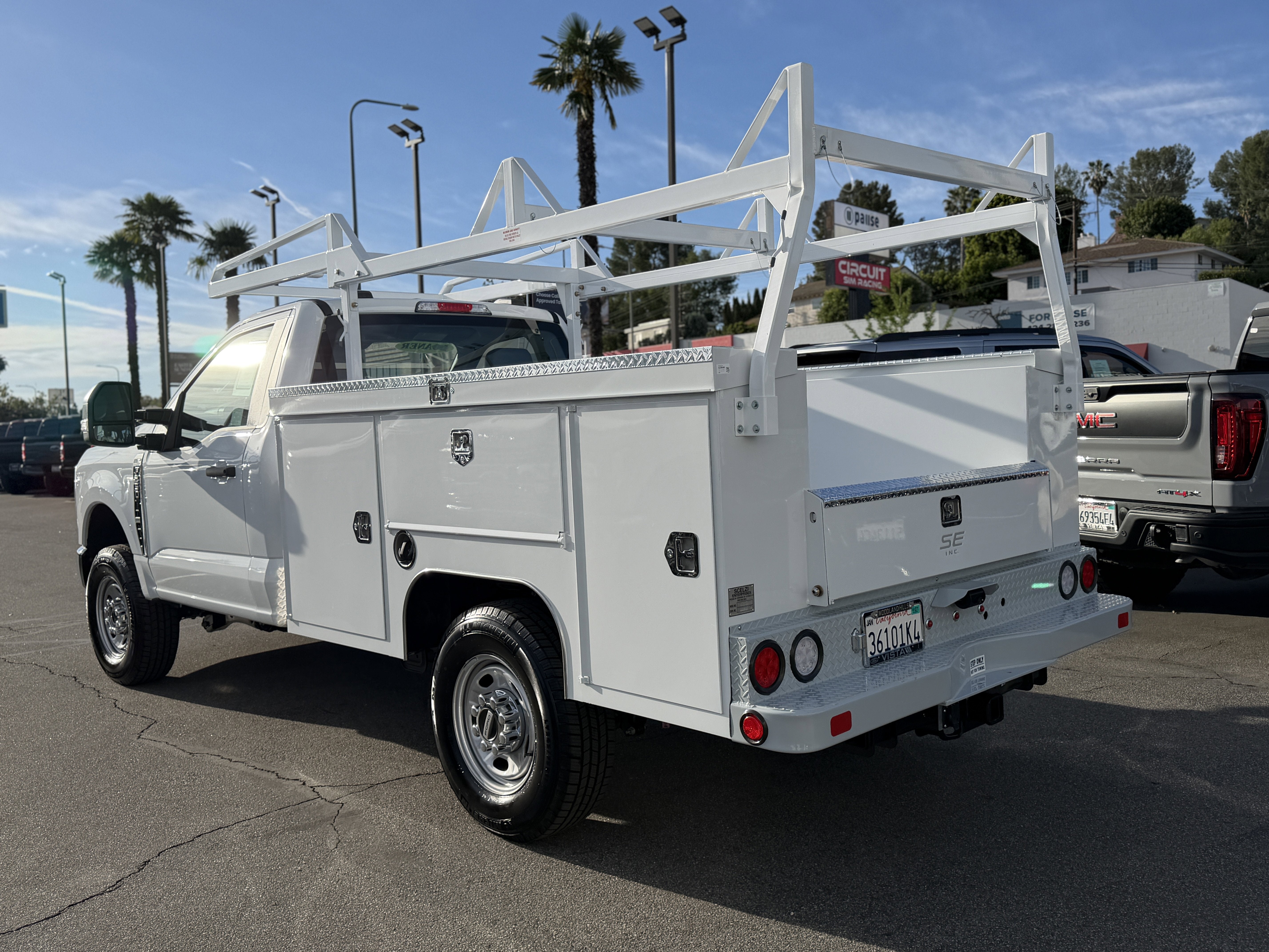 2026 Ford Super Duty F-250 SRW XL 4WD Reg Cab 8' Box