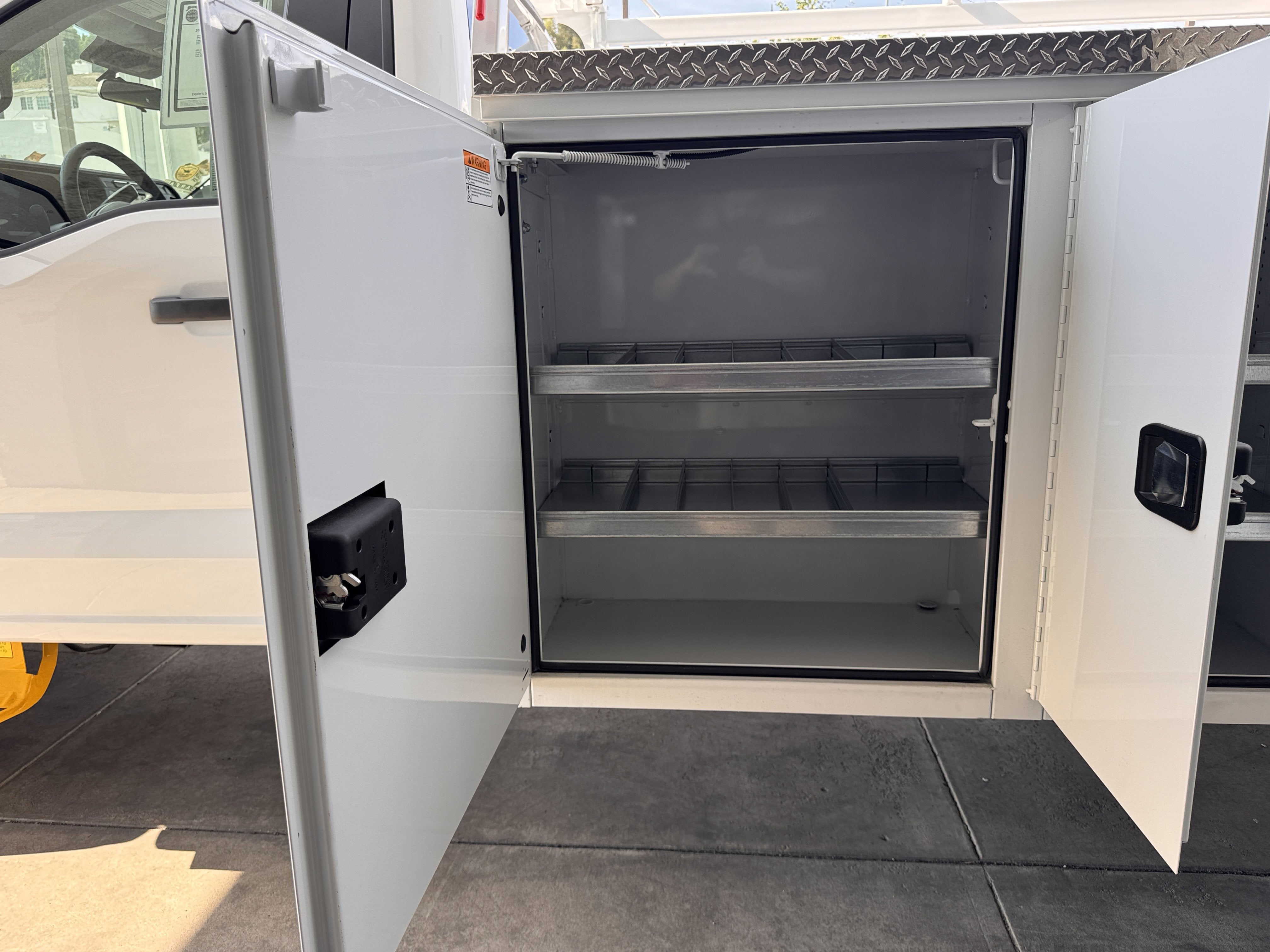 2024 Ford Super Duty F-350 DRW XL 4WD Reg Cab 145 WB 60 CA