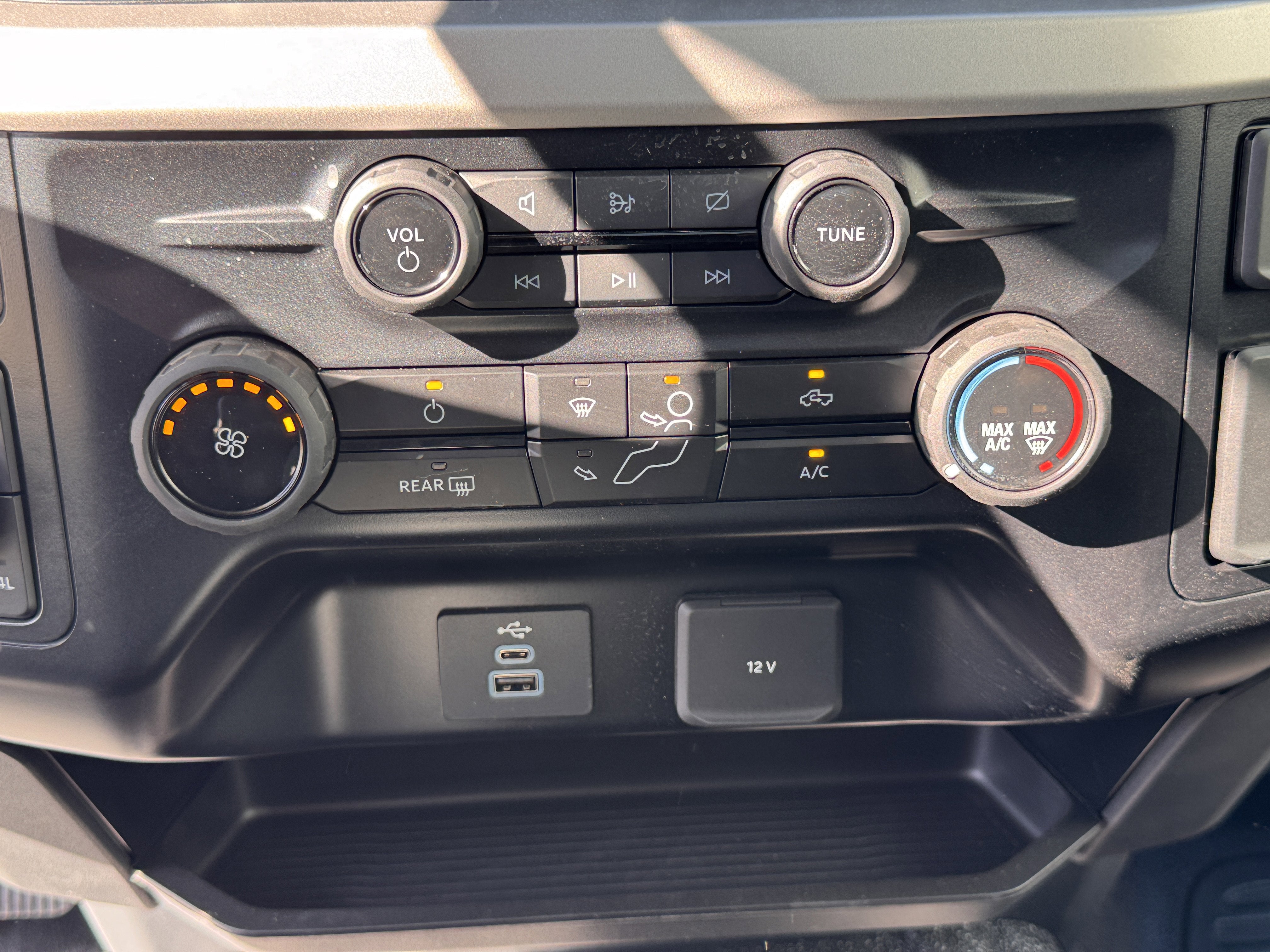 2024 Ford Super Duty F-350 DRW XL 4WD Reg Cab 145 WB 60 CA