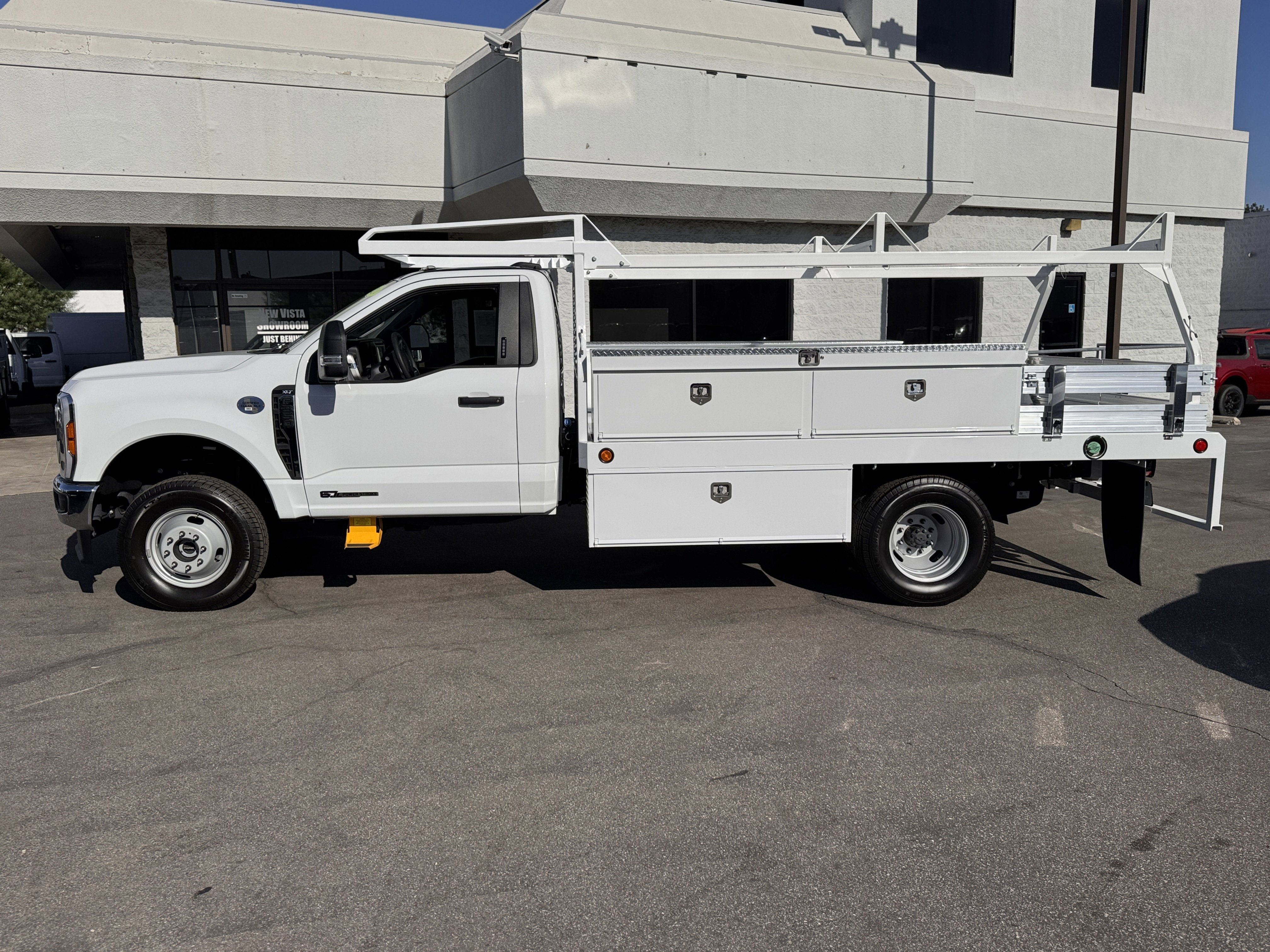 2024 Ford Super Duty F-350 DRW XL 4WD Reg Cab 145 WB 60 CA