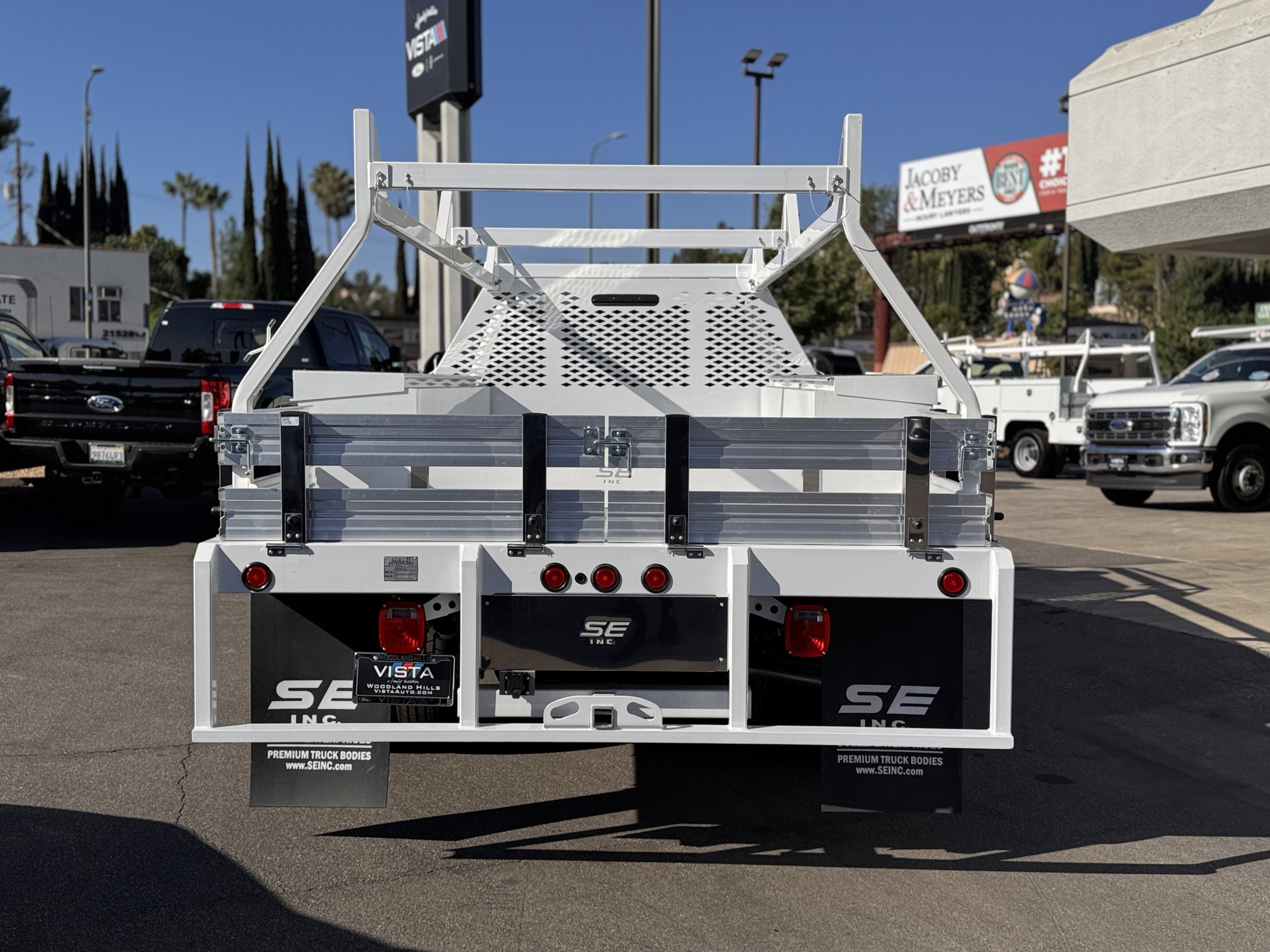 2024 Ford Super Duty F-350 DRW XL 4WD Reg Cab 145 WB 60 CA