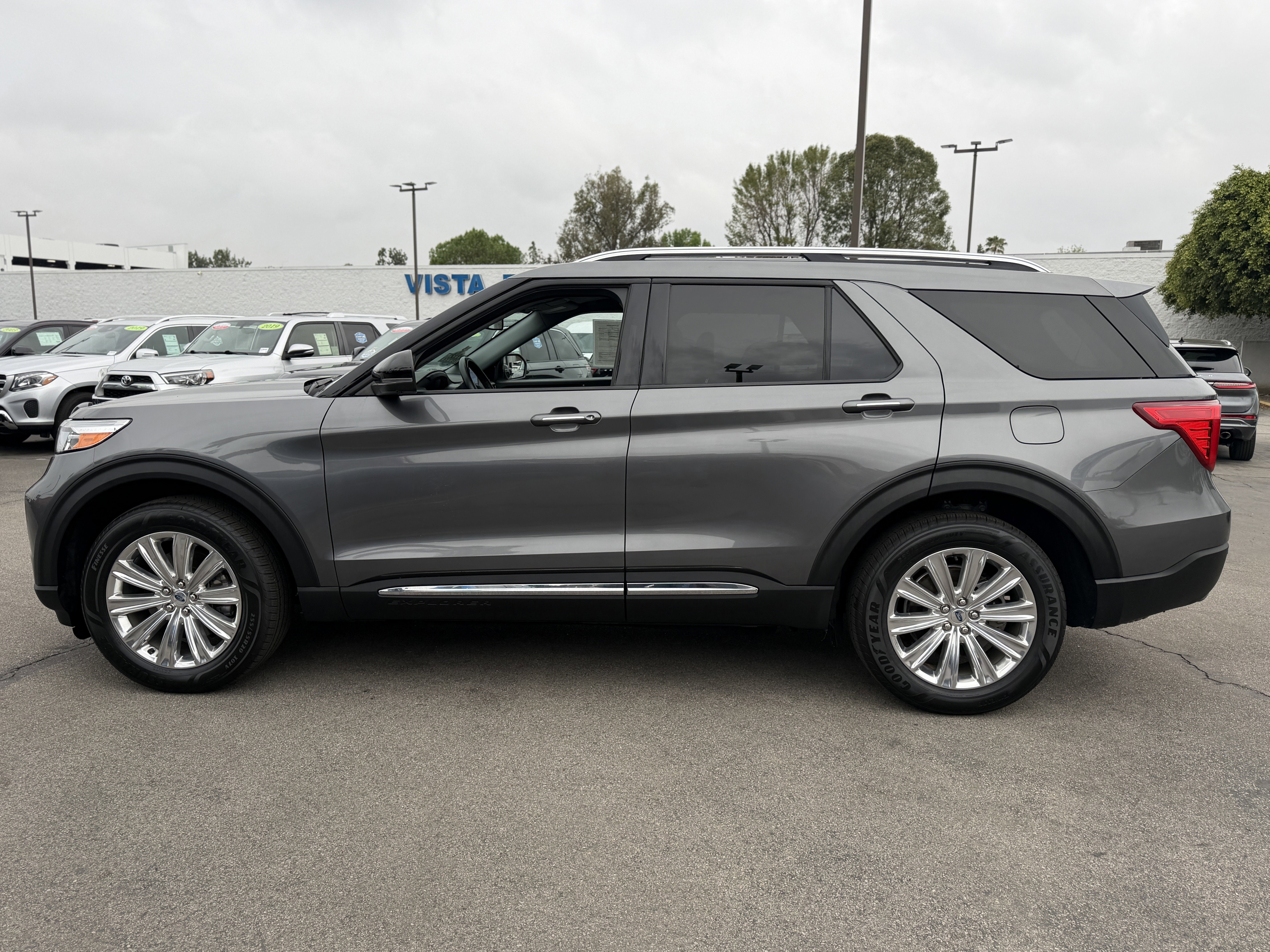 2023 Ford Explorer Limited