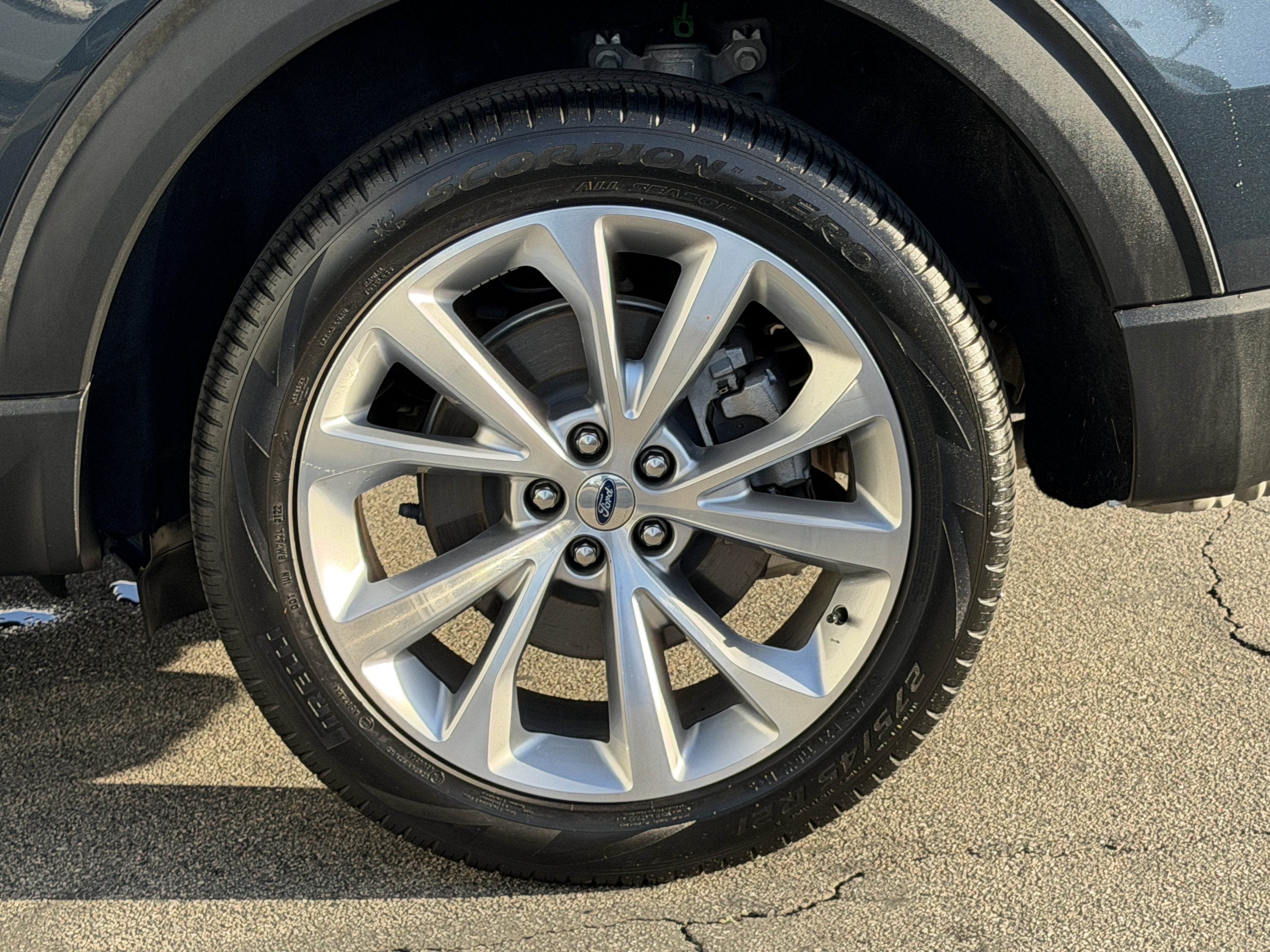 2023 Ford Explorer Platinum