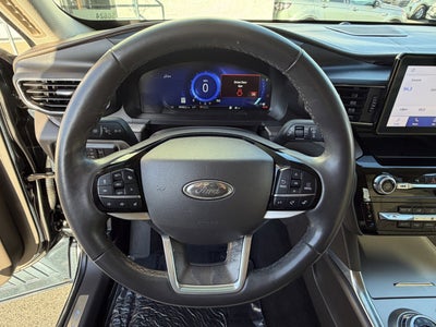 2023 Ford Explorer Platinum