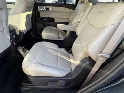 2023 Ford Explorer Platinum
