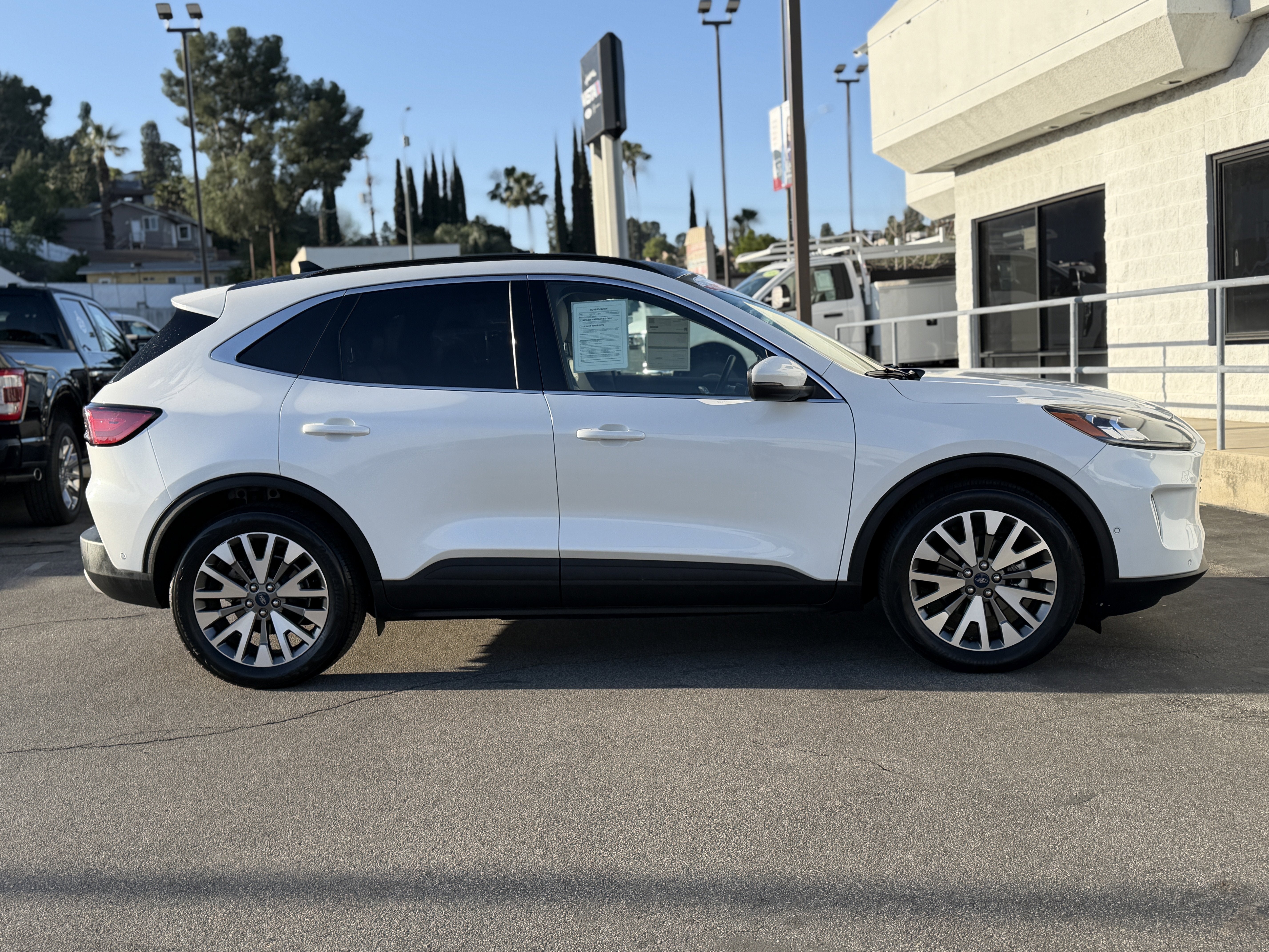 2020 Ford Escape Titanium Hybrid