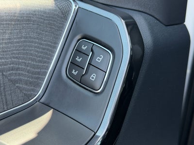 2023 Ford F-150 Lightning Platinum 4WD SuperCrew 5.5' Box