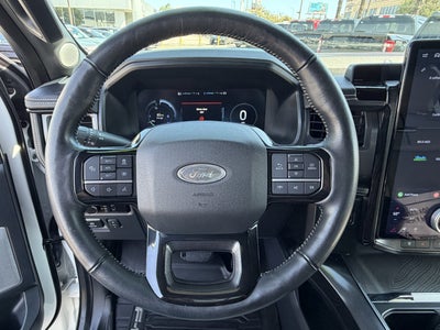 2023 Ford F-150 Lightning Platinum 4WD SuperCrew 5.5' Box