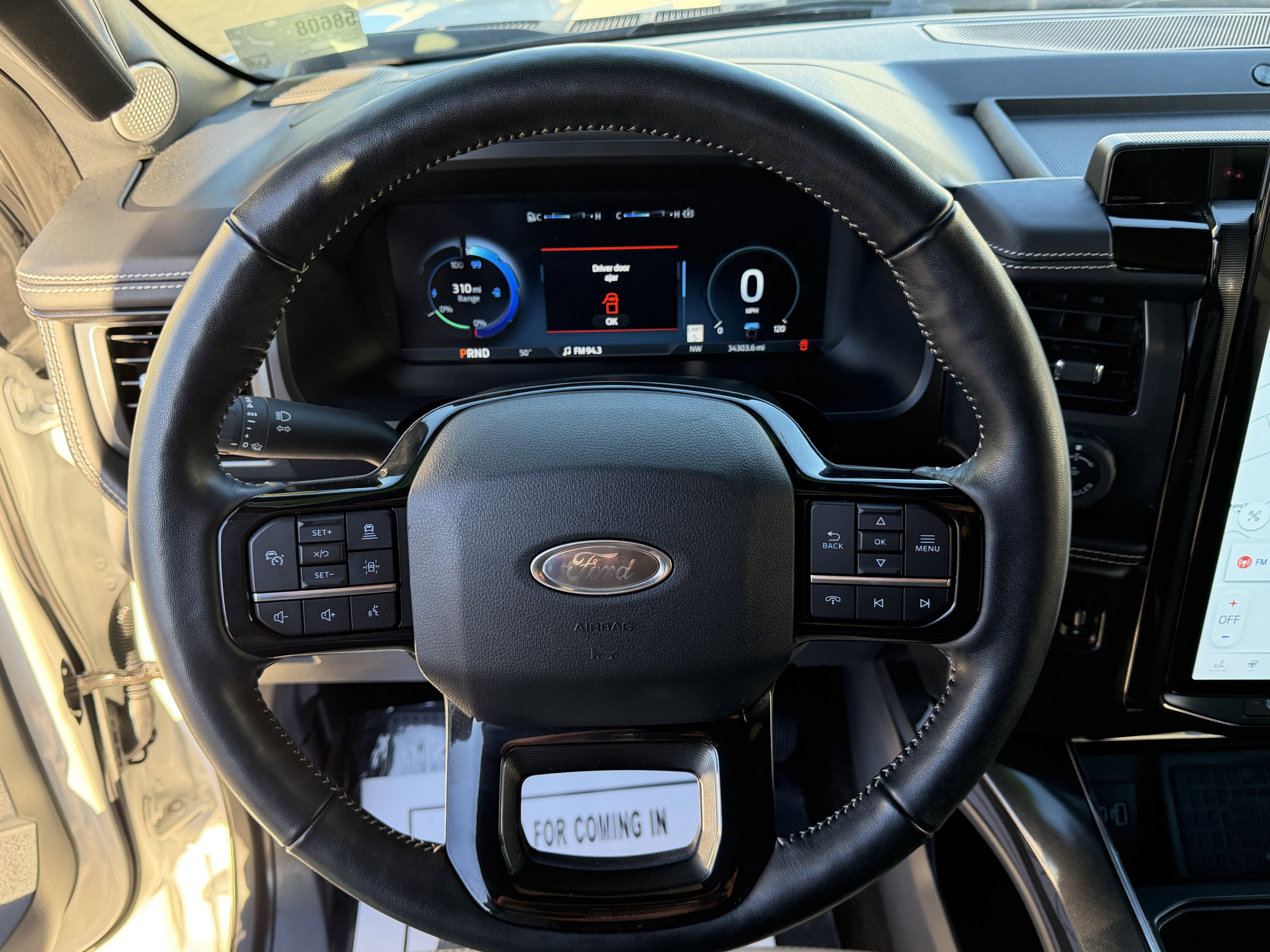 2022 Ford F-150 Lightning Platinum 4WD SuperCrew 5.5' Box