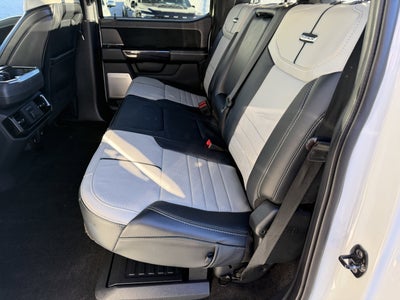 2022 Ford F-150 Lightning Platinum 4WD SuperCrew 5.5' Box
