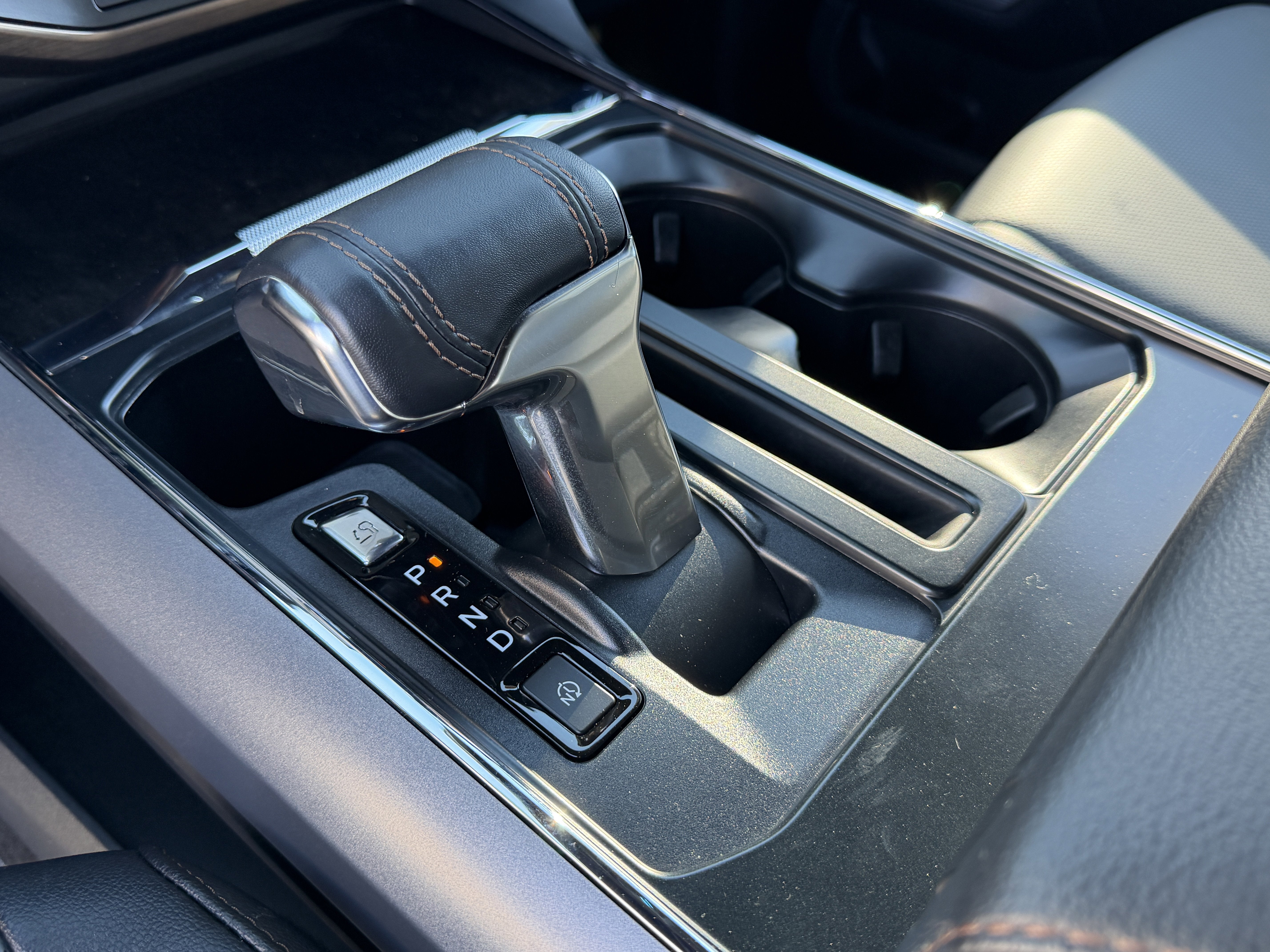 2023 Ford F-150 Lightning LARIAT