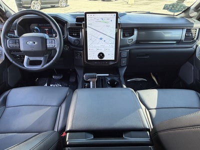 2023 Ford F-150 Lightning LARIAT