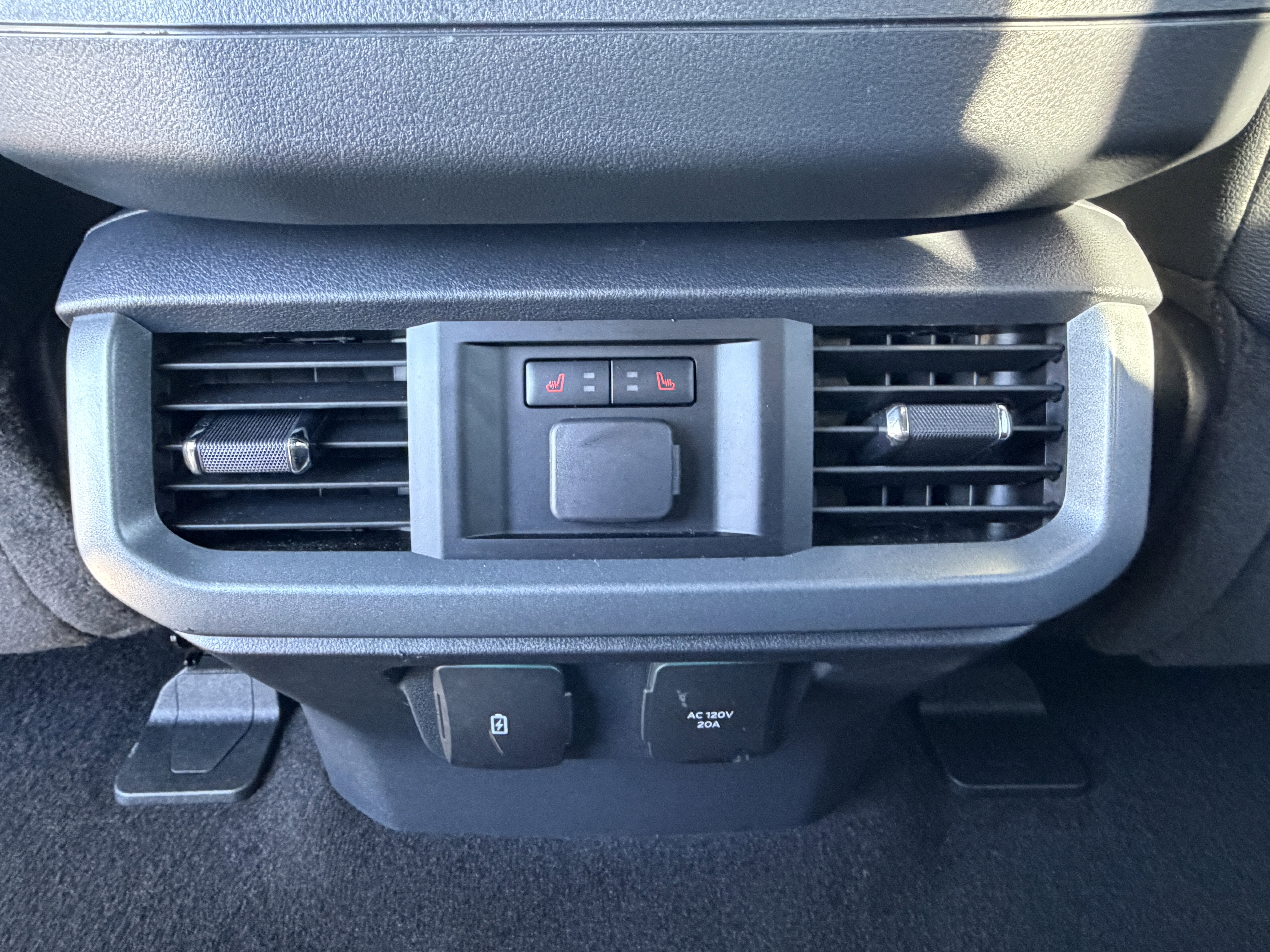 2023 Ford F-150 Lightning LARIAT