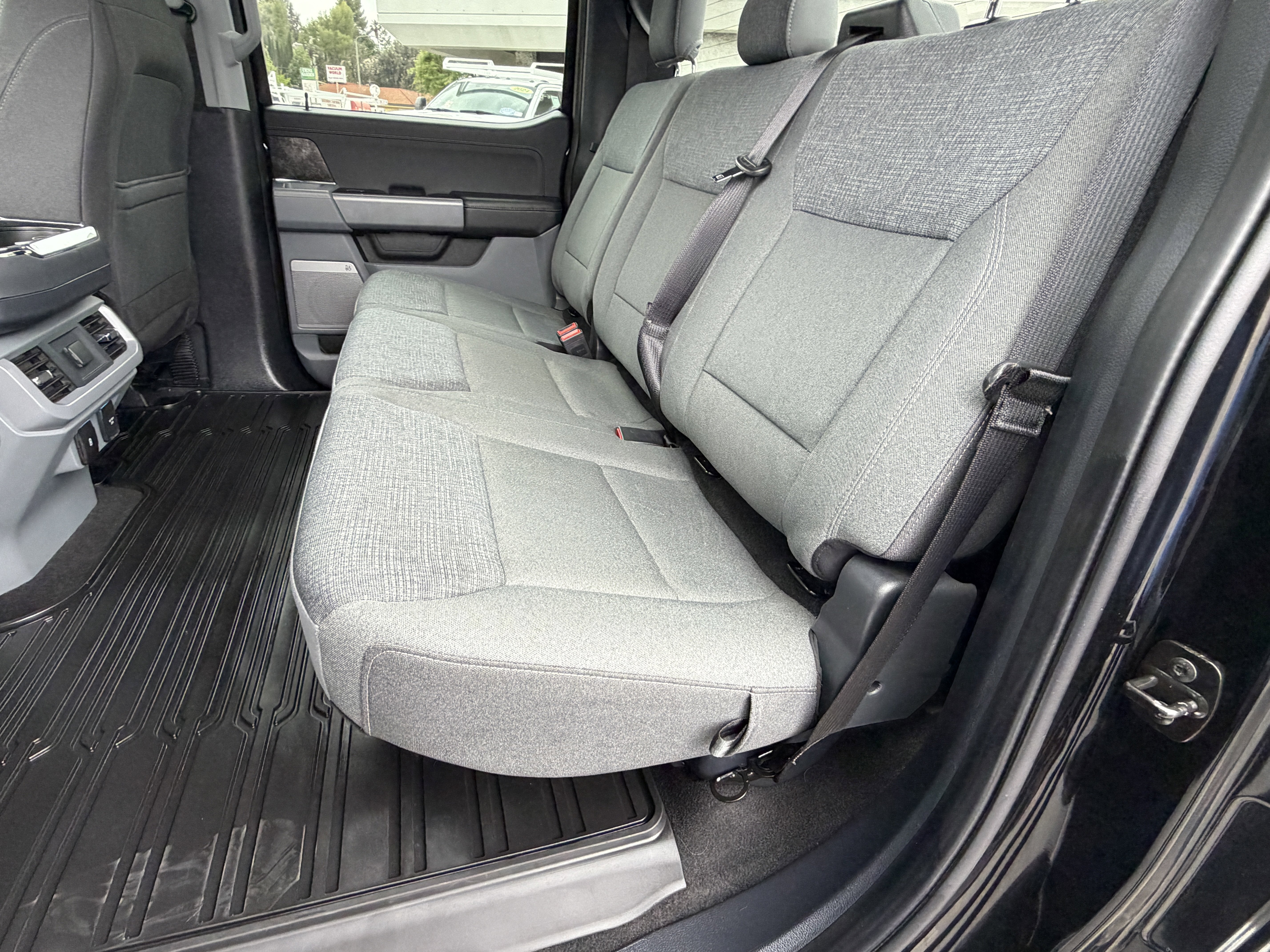 2024 Ford F-150 Lightning Flash