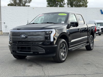 2025 Ford F-150 Lightning LARIAT