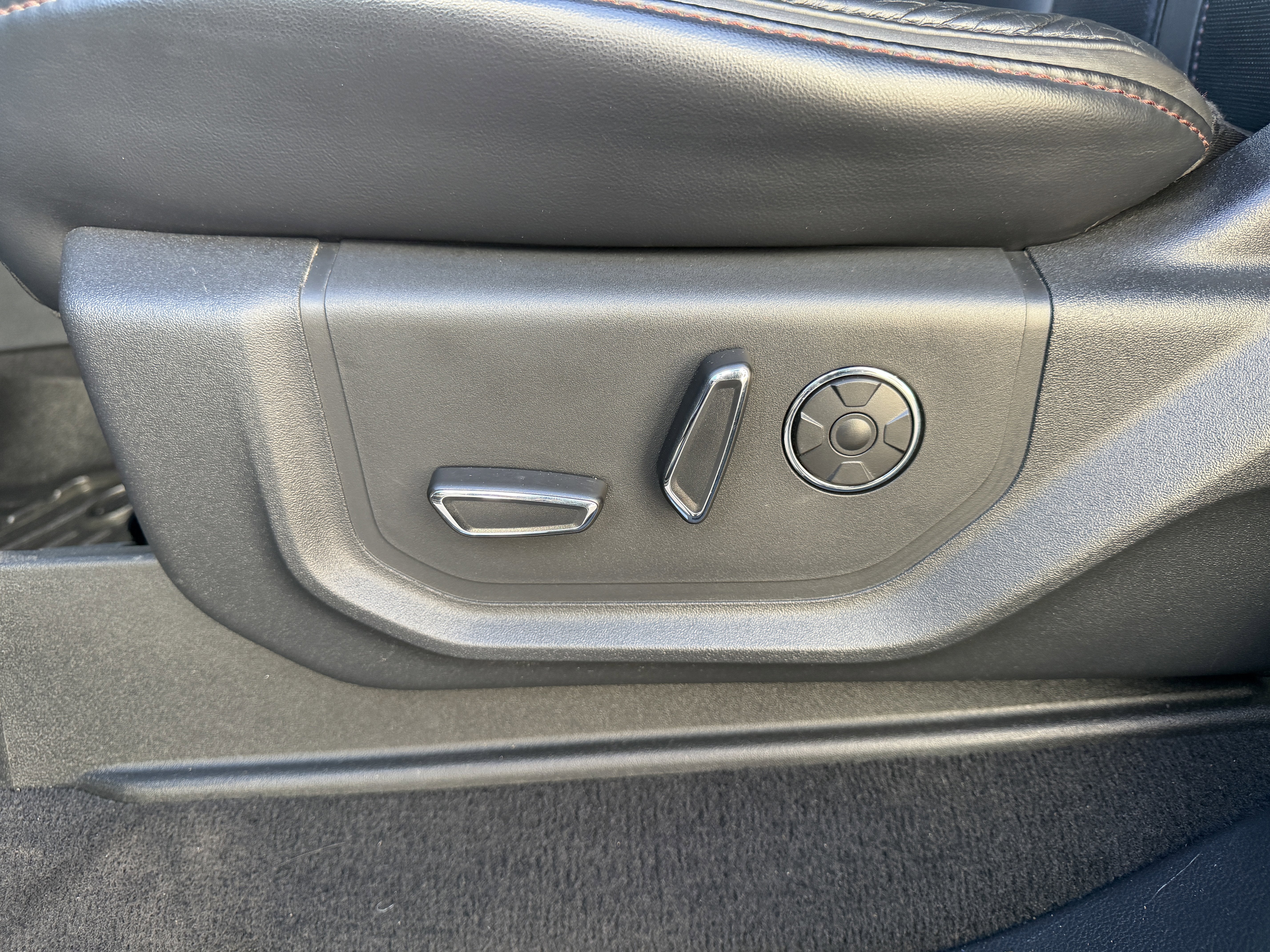 2022 Ford Super Duty F-250 SRW Platinum