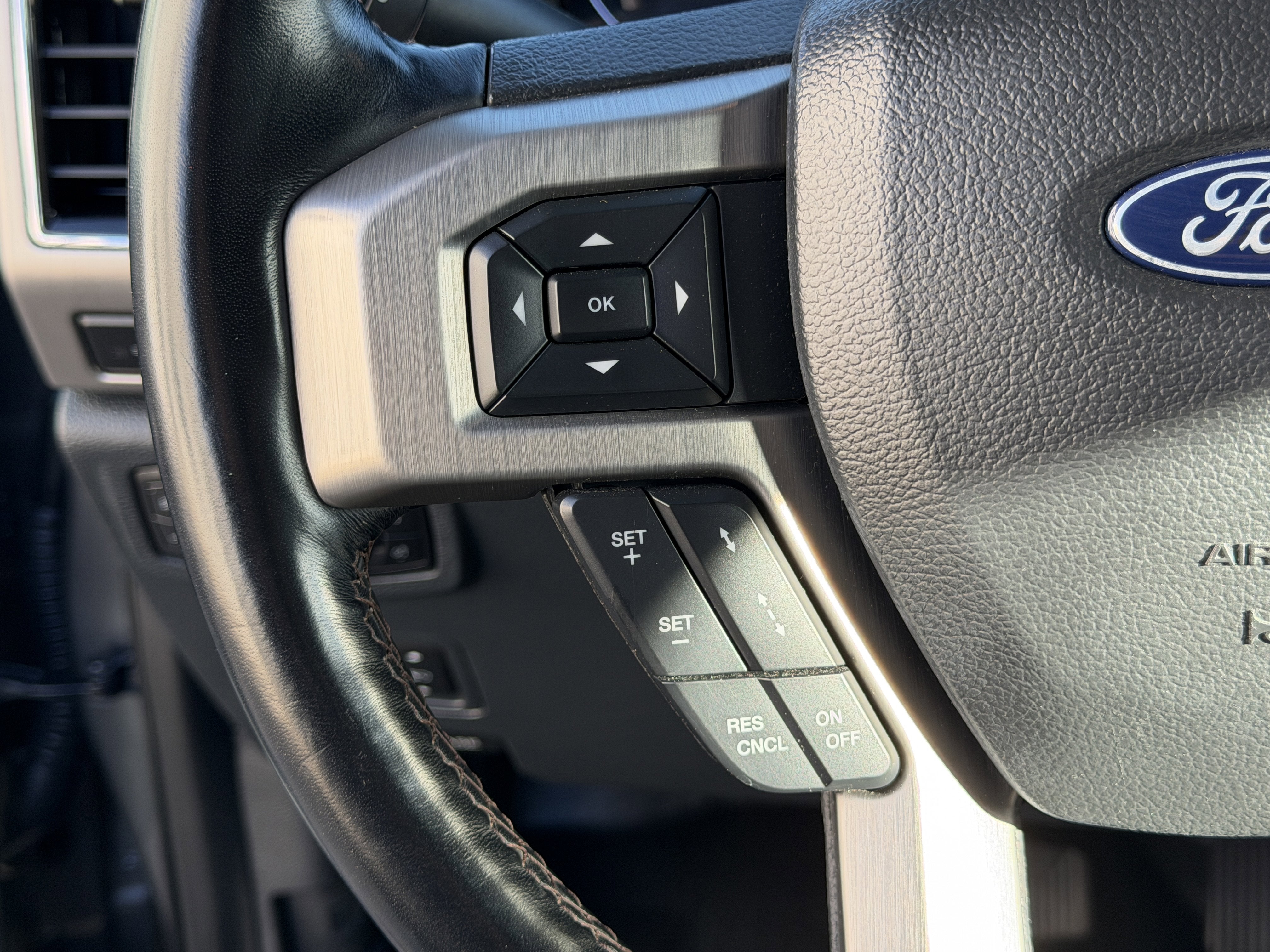 2022 Ford Super Duty F-250 SRW Platinum