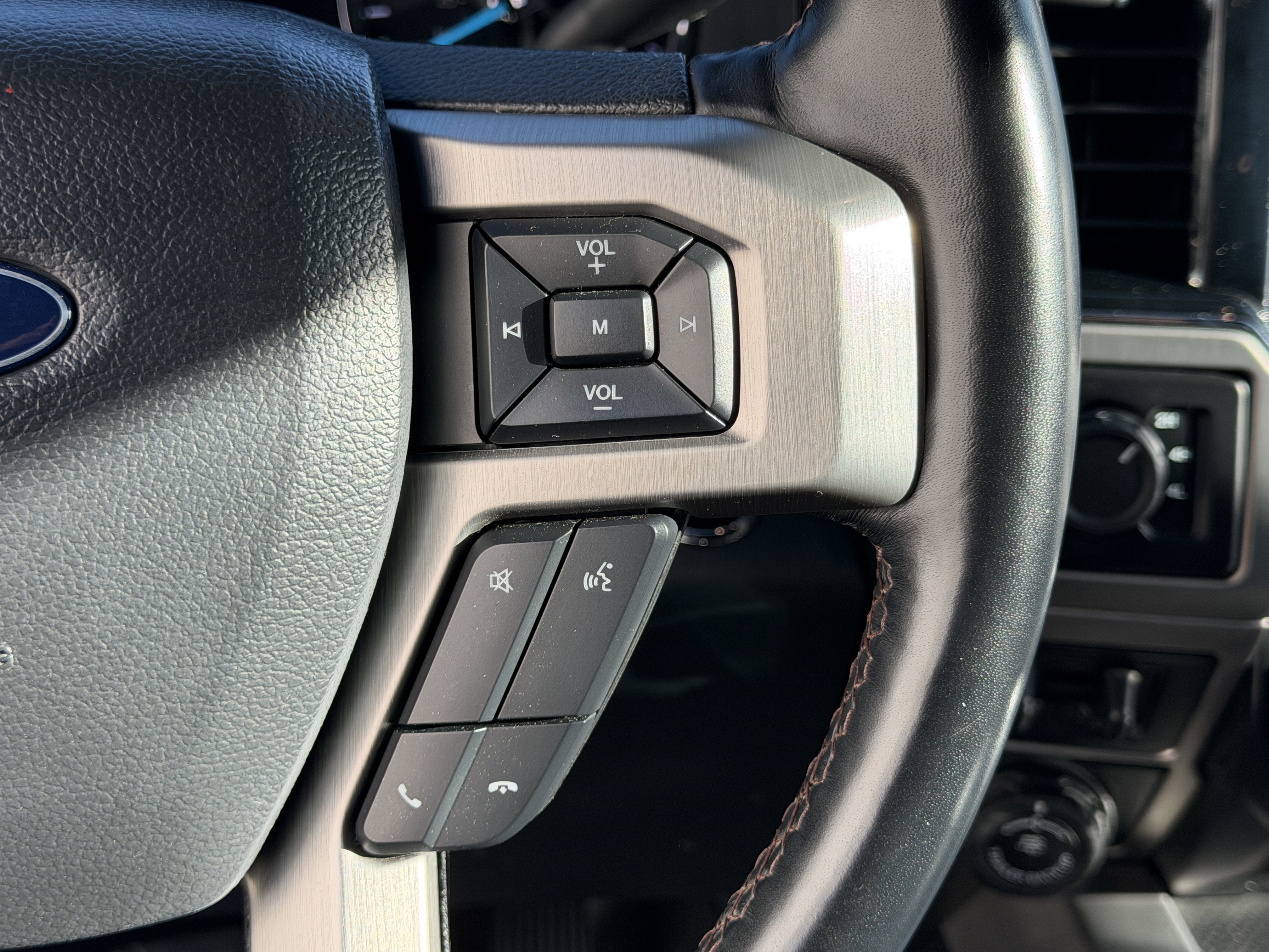 2022 Ford Super Duty F-250 SRW Platinum