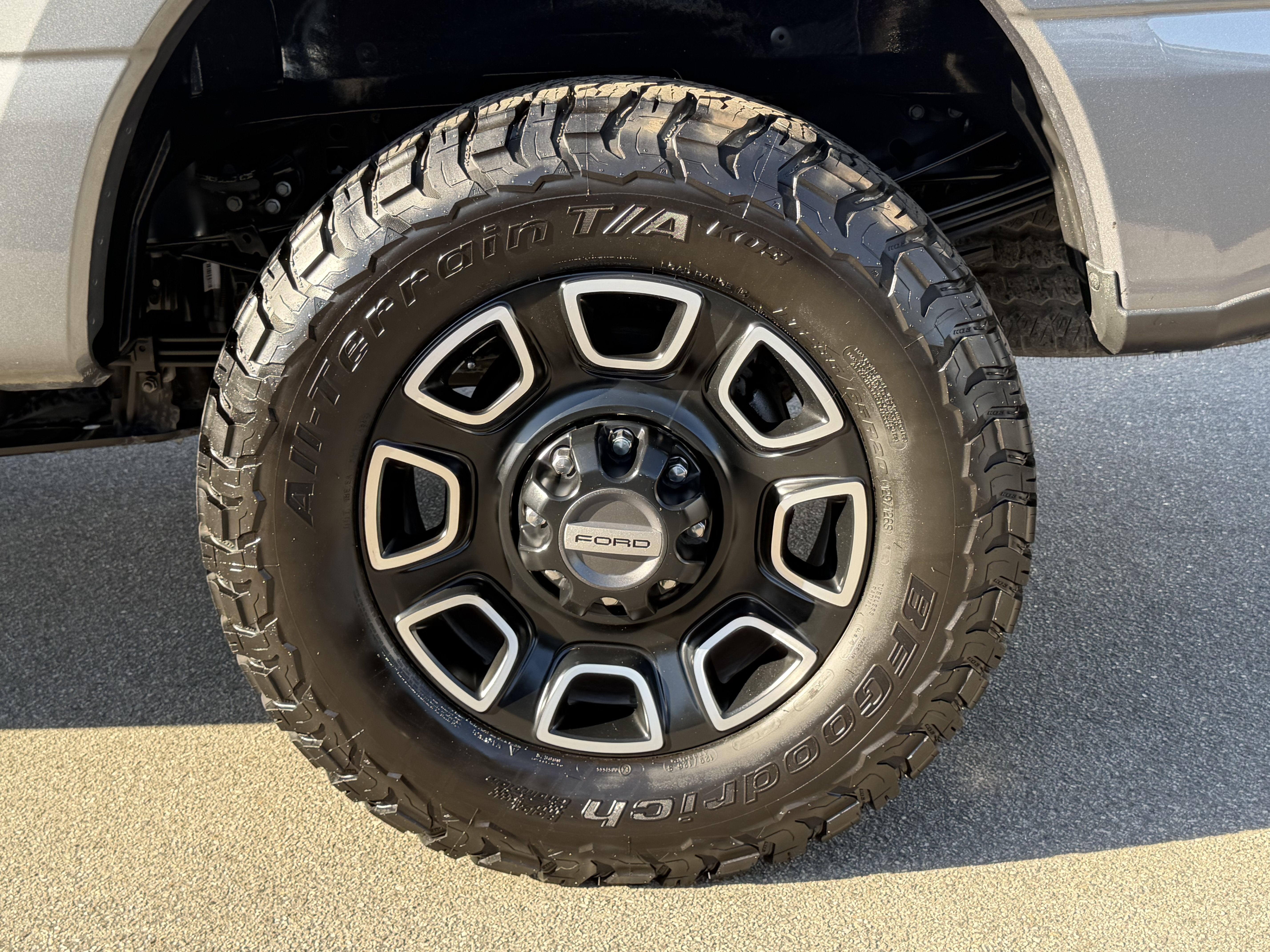 2024 Ford Super Duty F-250 SRW XL 4WD Crew Cab 6.75' Box