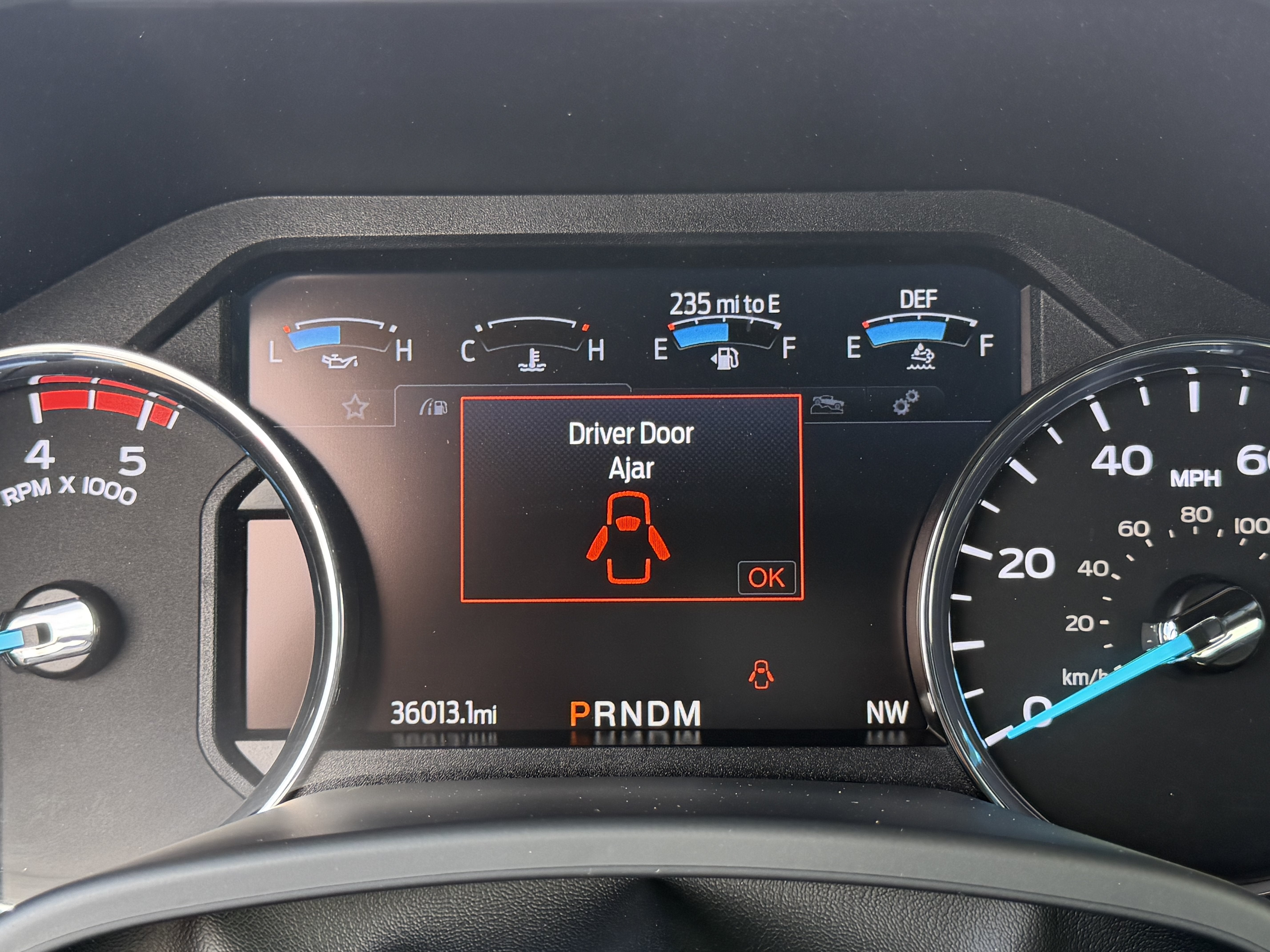 2022 Ford Super Duty F-250 SRW XL 4WD Crew Cab 6.75' Box