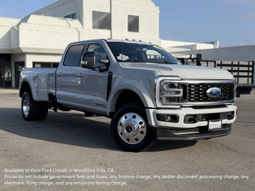 2026 Ford Super Duty F-450 DRW XL 4WD Crew Cab 8' Box