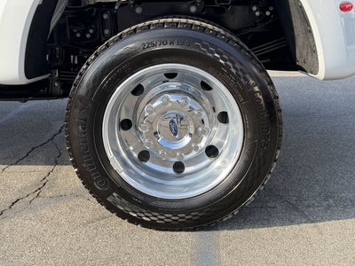 2026 Ford Super Duty F-450 DRW XL 4WD Crew Cab 8' Box