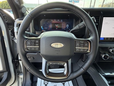 2026 Ford Super Duty F-450 DRW XL 4WD Crew Cab 8' Box