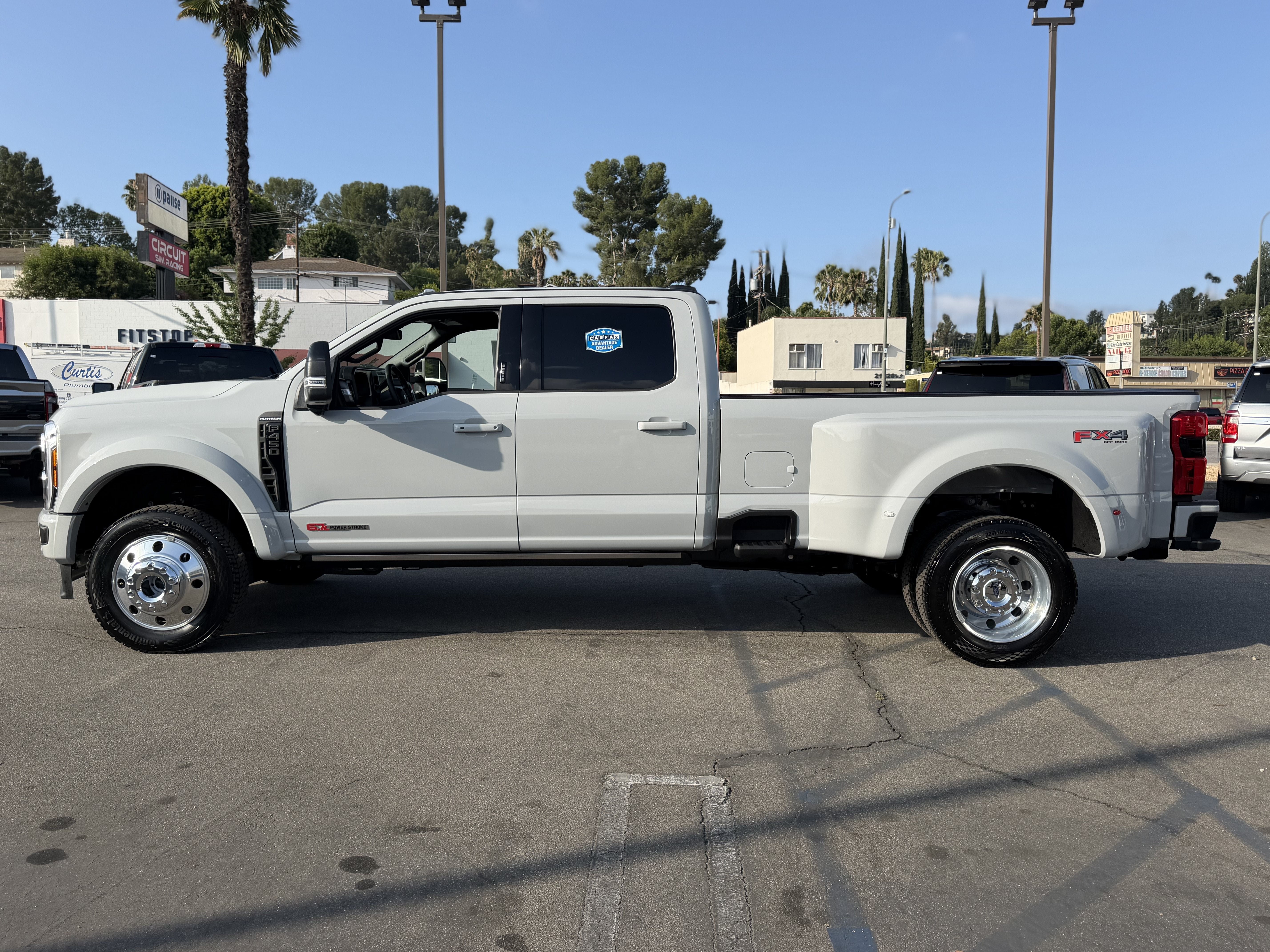 2026 Ford Super Duty F-450 DRW XL 4WD Crew Cab 8' Box