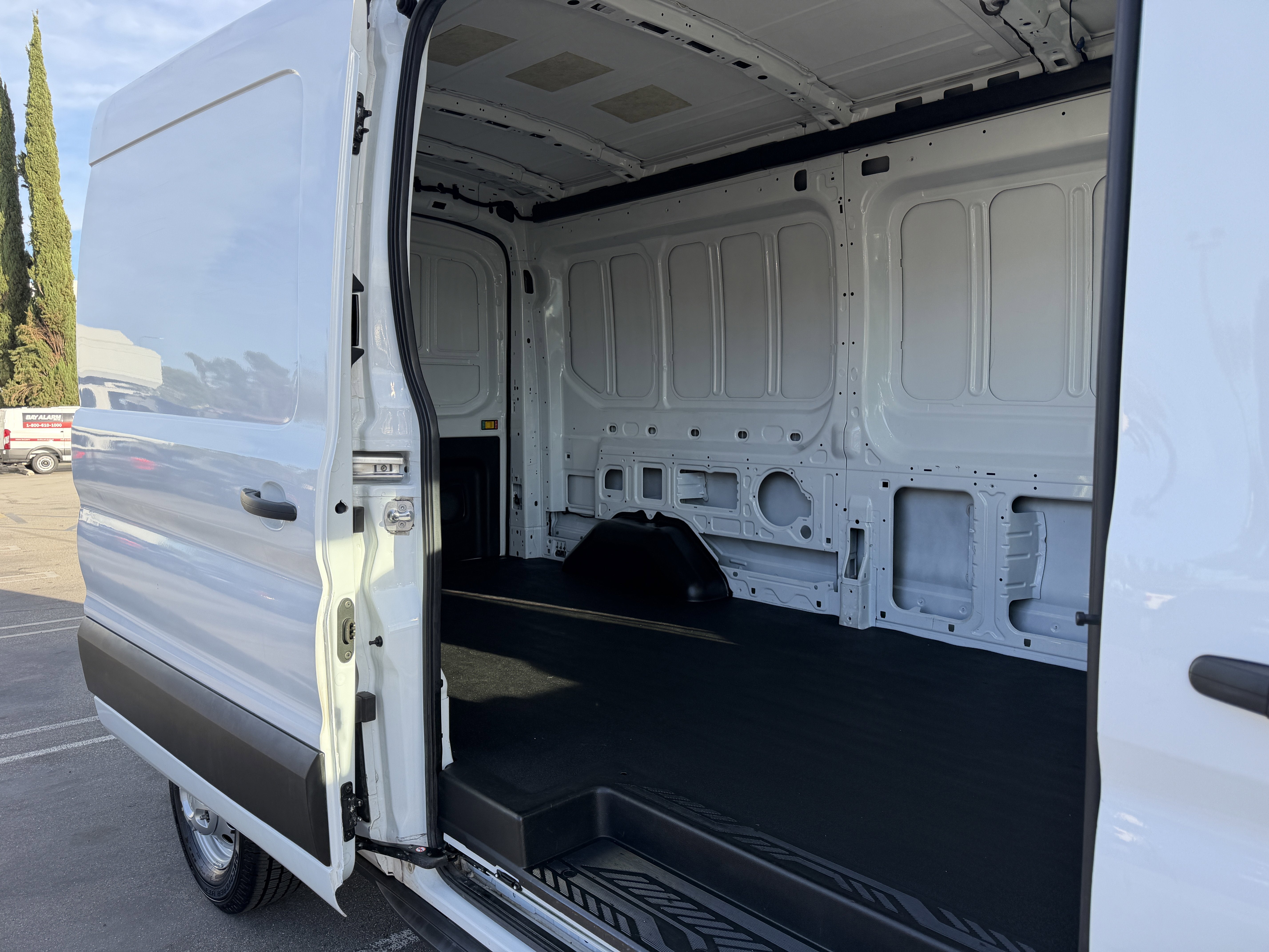 2023 Ford Transit Cargo Van T-250 148 Med Rf 9070 GVWR AWD