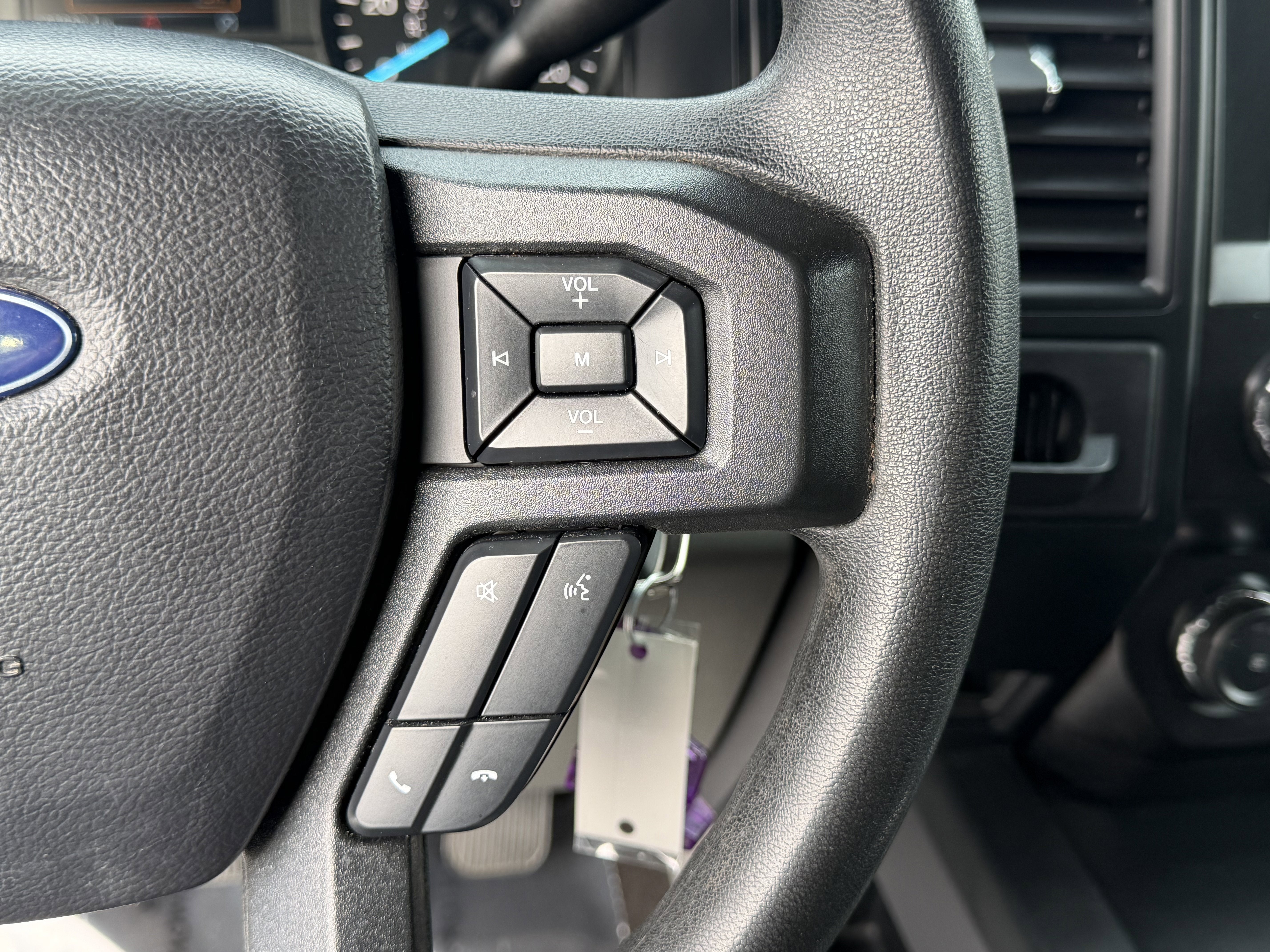 2020 Ford F-150 XL 2WD SuperCrew 5.5' Box