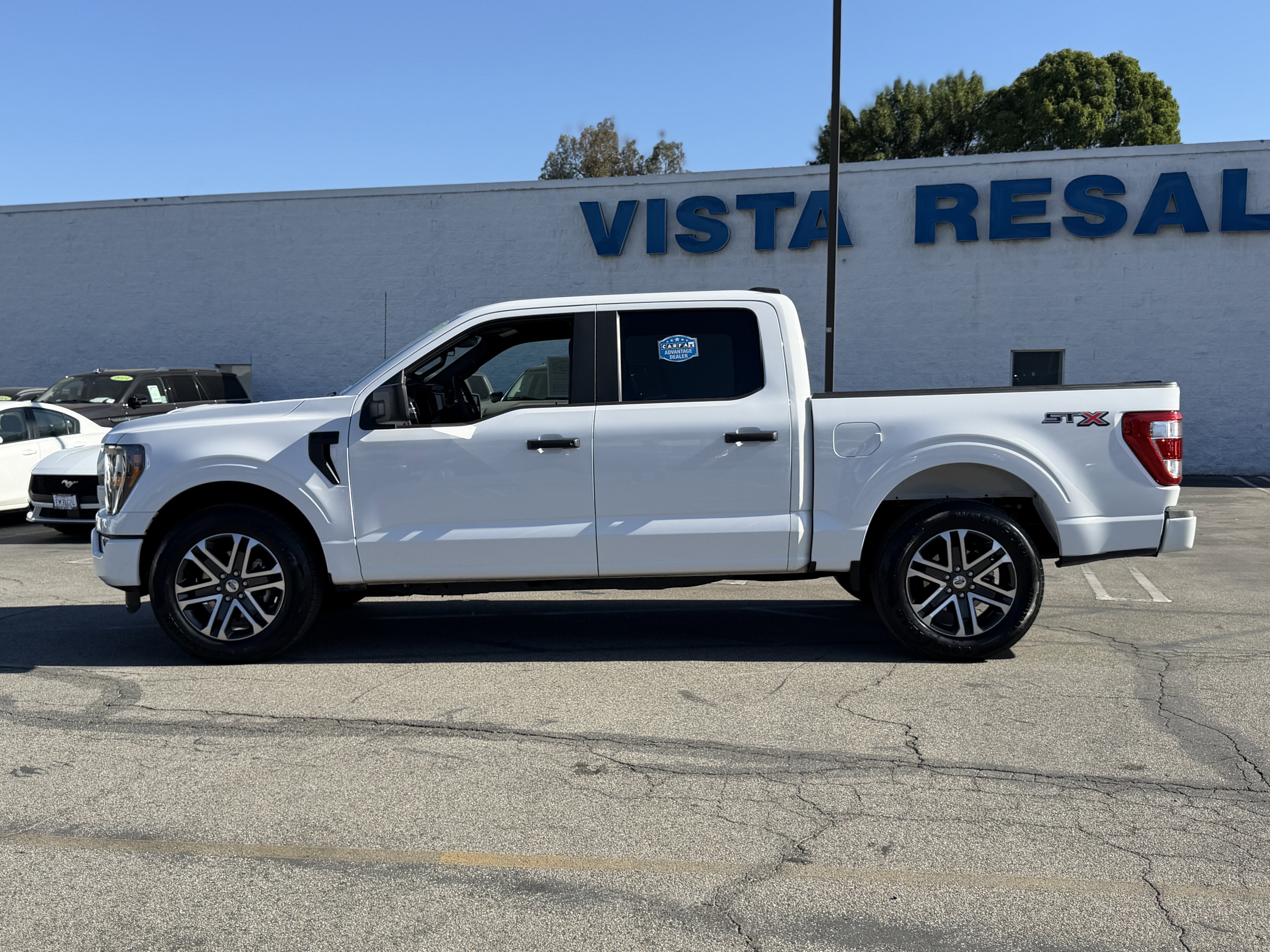 2023 Ford F-150 XL 2WD SuperCrew 5.5' Box