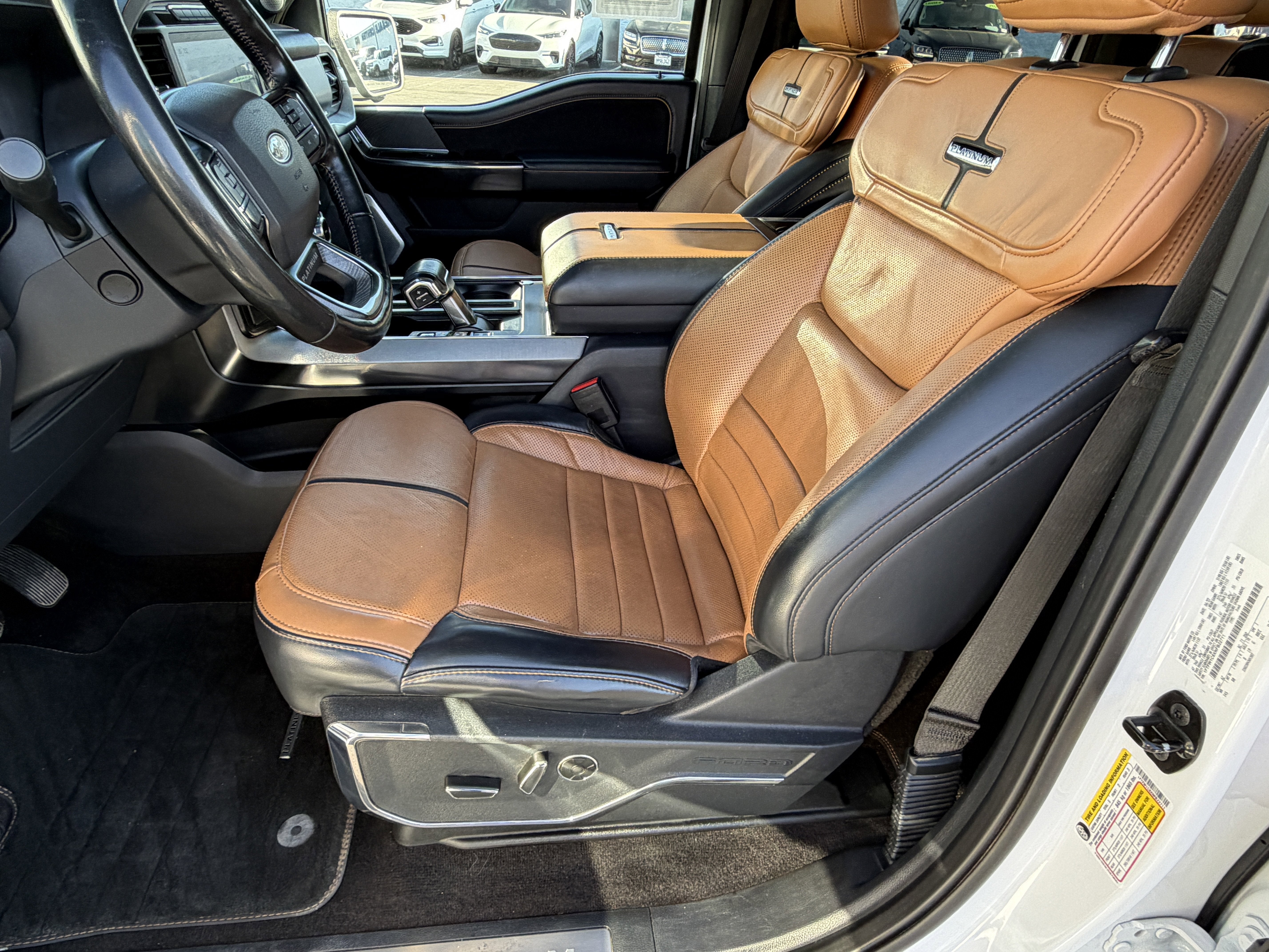 2022 Ford F-150 Platinum