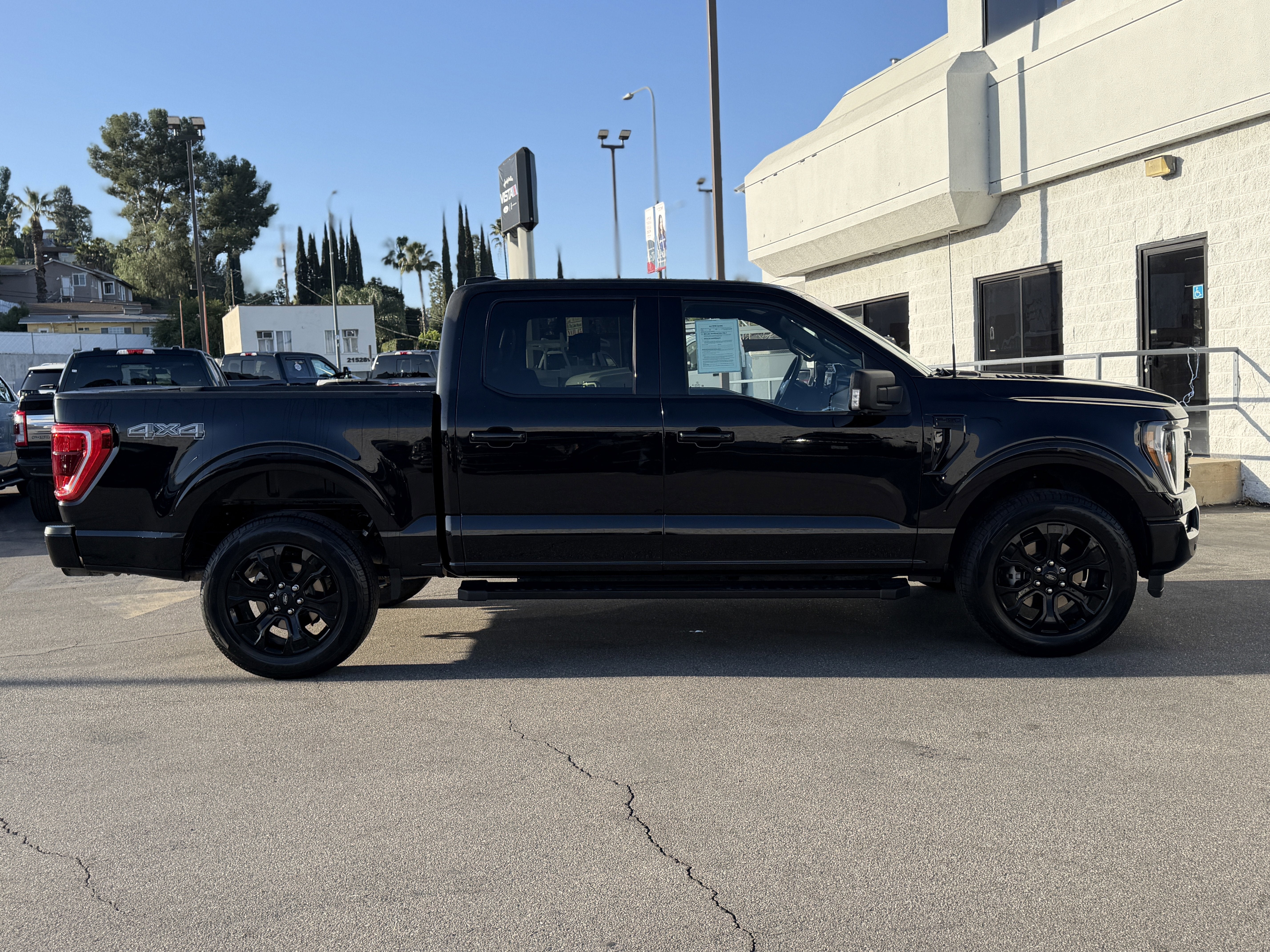 2023 Ford F-150 XLT 4WD SuperCrew 5.5' Box