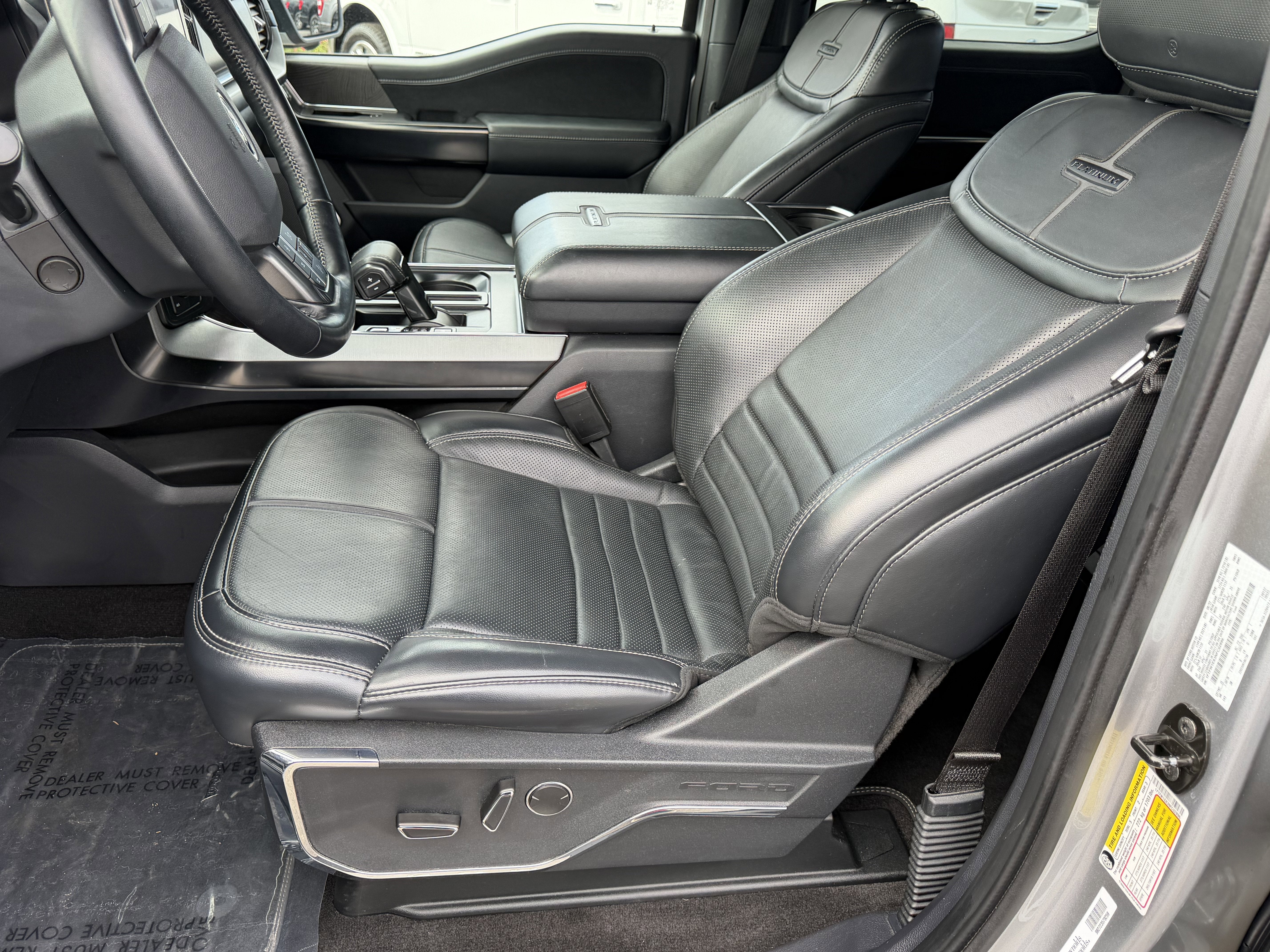 2022 Ford F-150 Platinum 4WD SuperCrew 5.5' Box