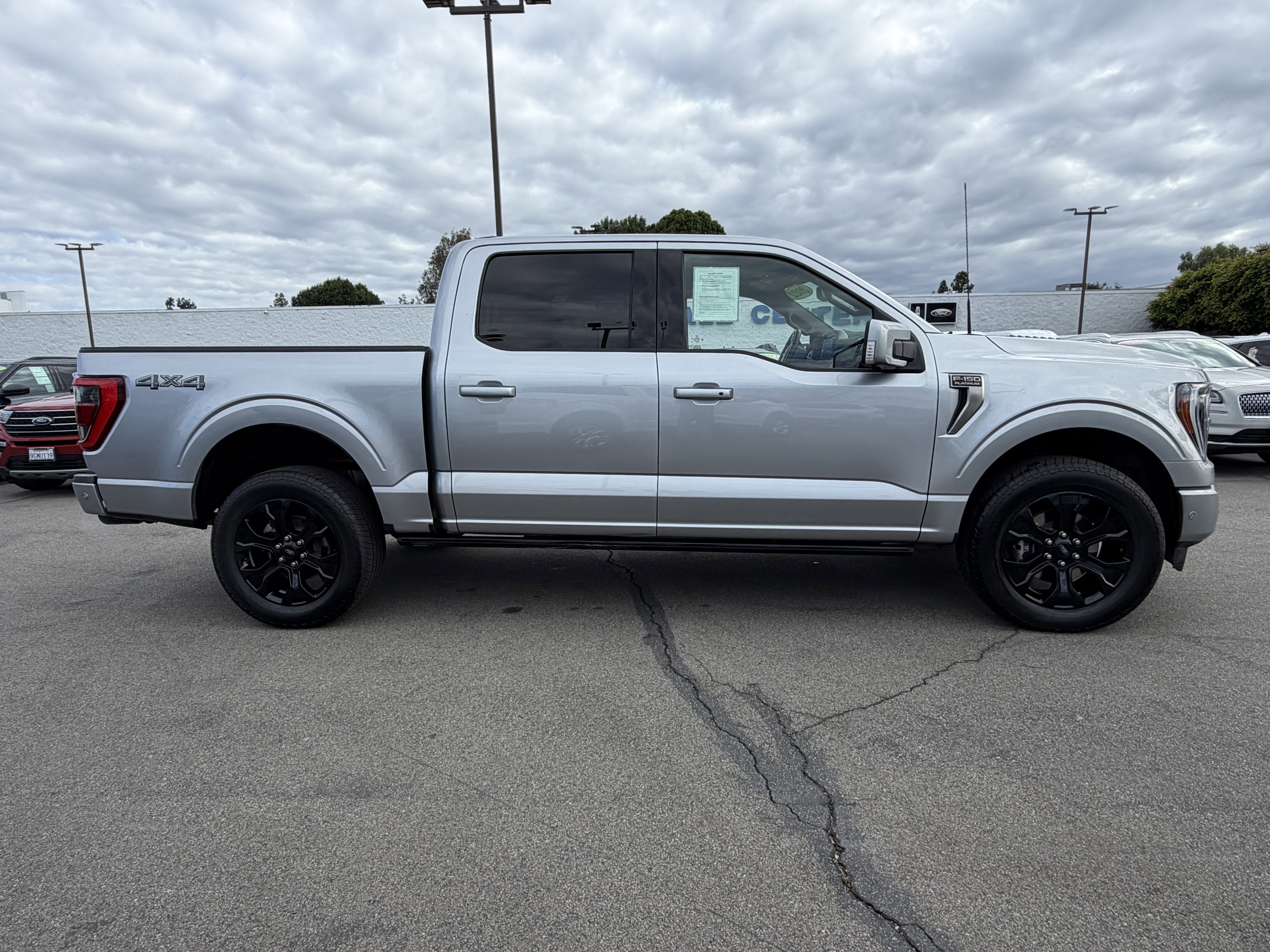 2022 Ford F-150 Platinum 4WD SuperCrew 5.5' Box