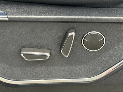 2022 Ford F-150 LARIAT 4WD SuperCrew 5.5' Box