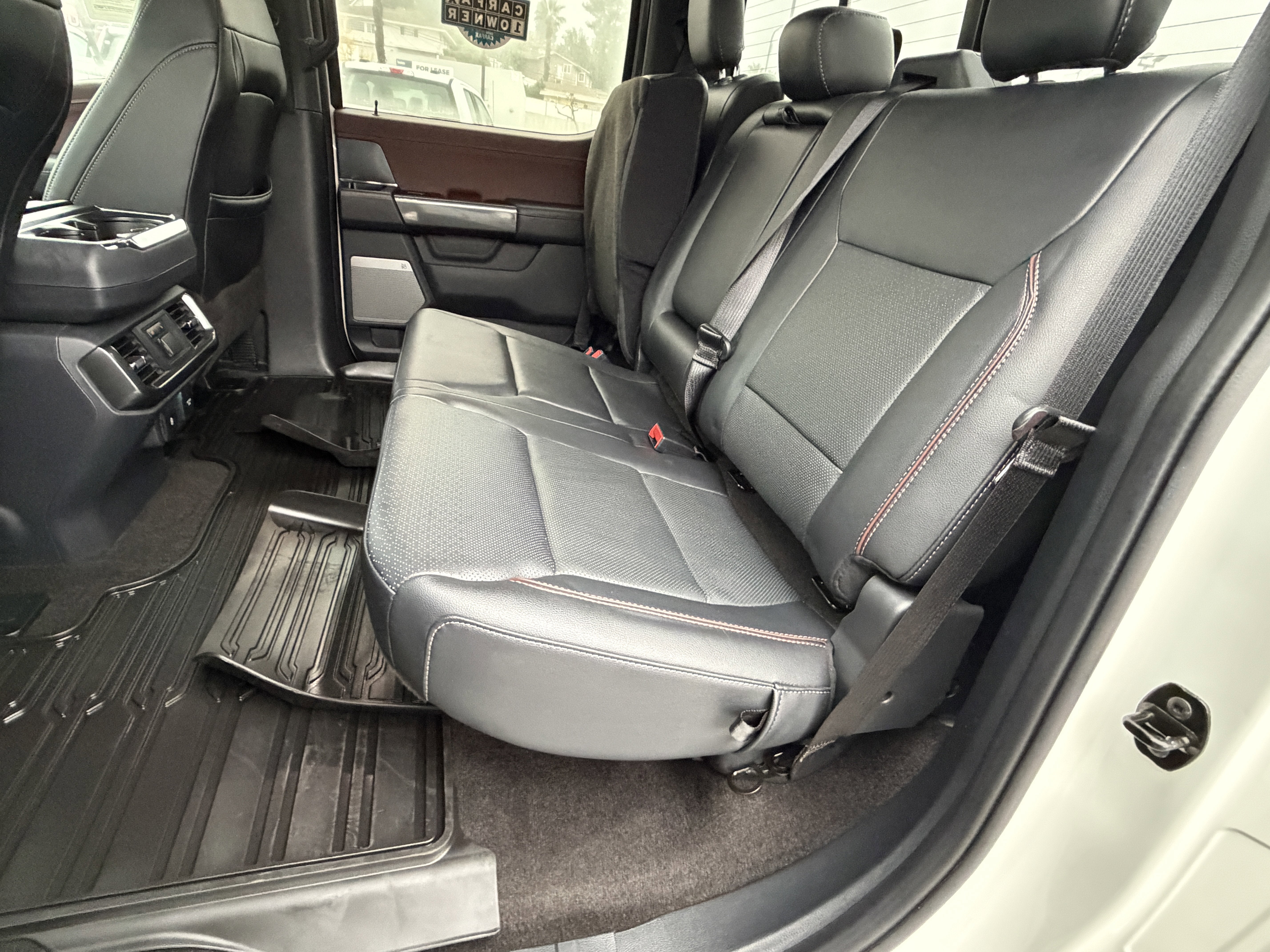 2022 Ford F-150 LARIAT 4WD SuperCrew 5.5' Box