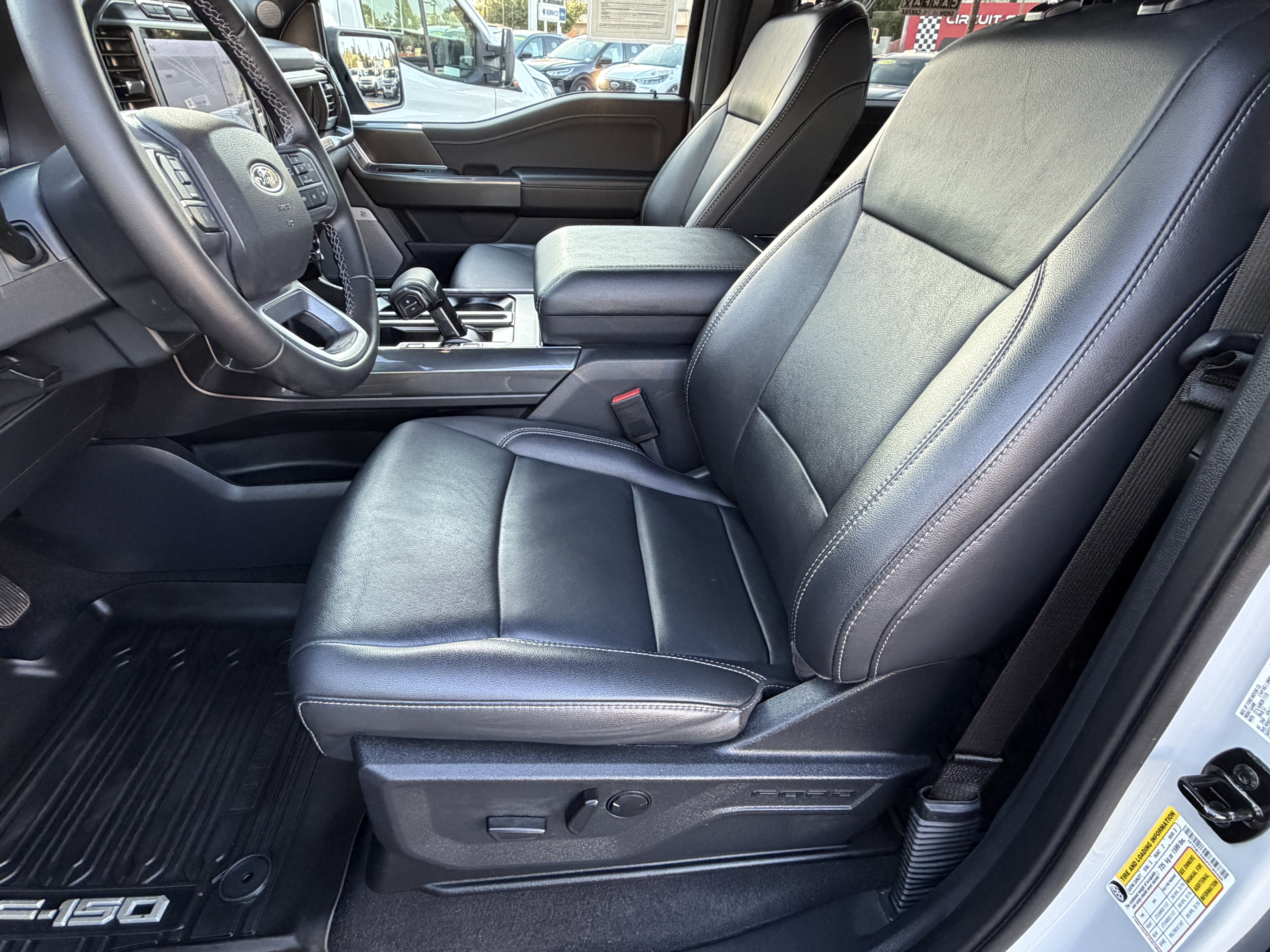 2023 Ford F-150 XLT 4WD SuperCrew 5.5' Box