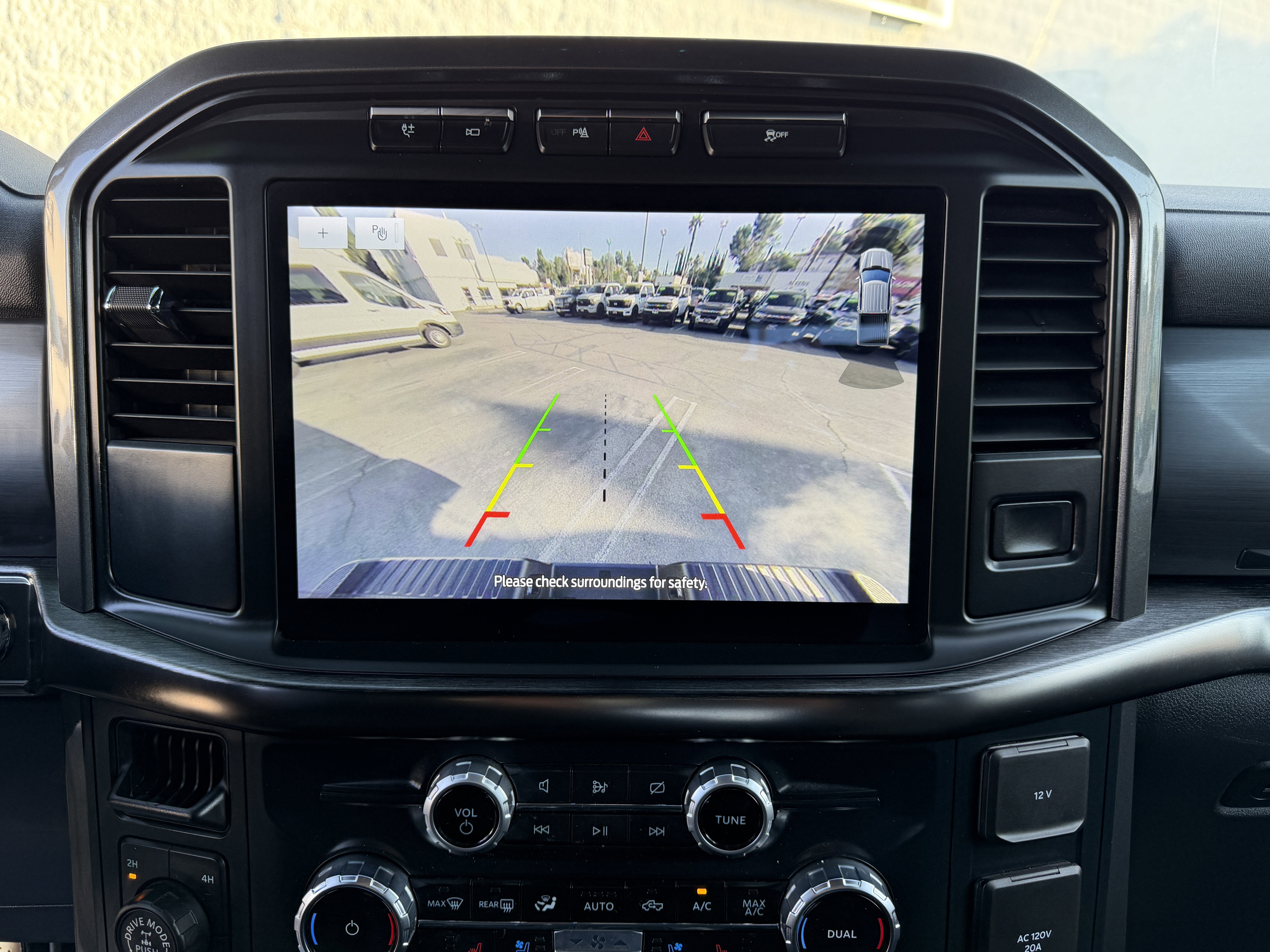 2023 Ford F-150 LARIAT 4WD SuperCrew 5.5' Box