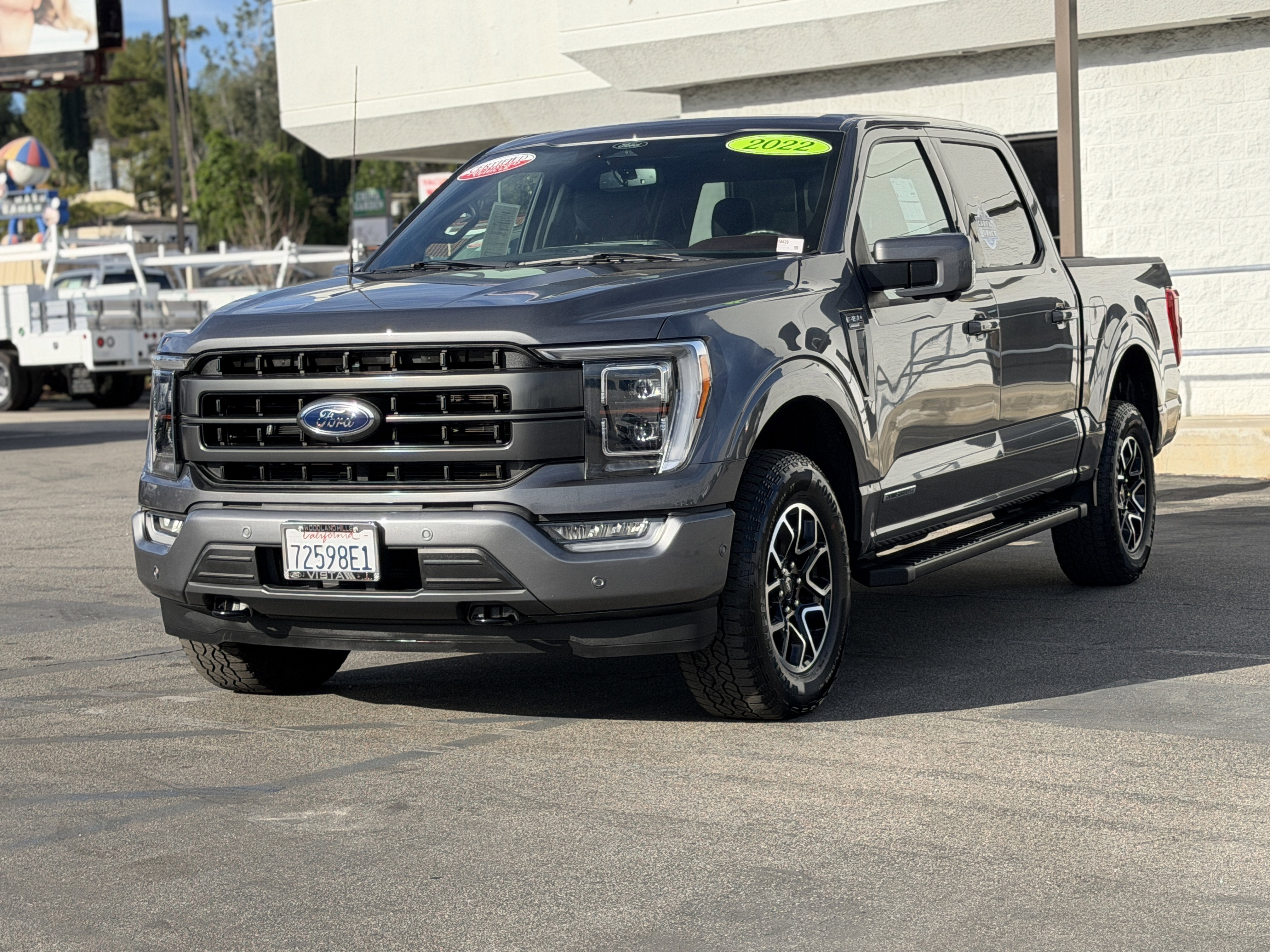 2022 Ford F-150 LARIAT 4WD SuperCrew 5.5' Box