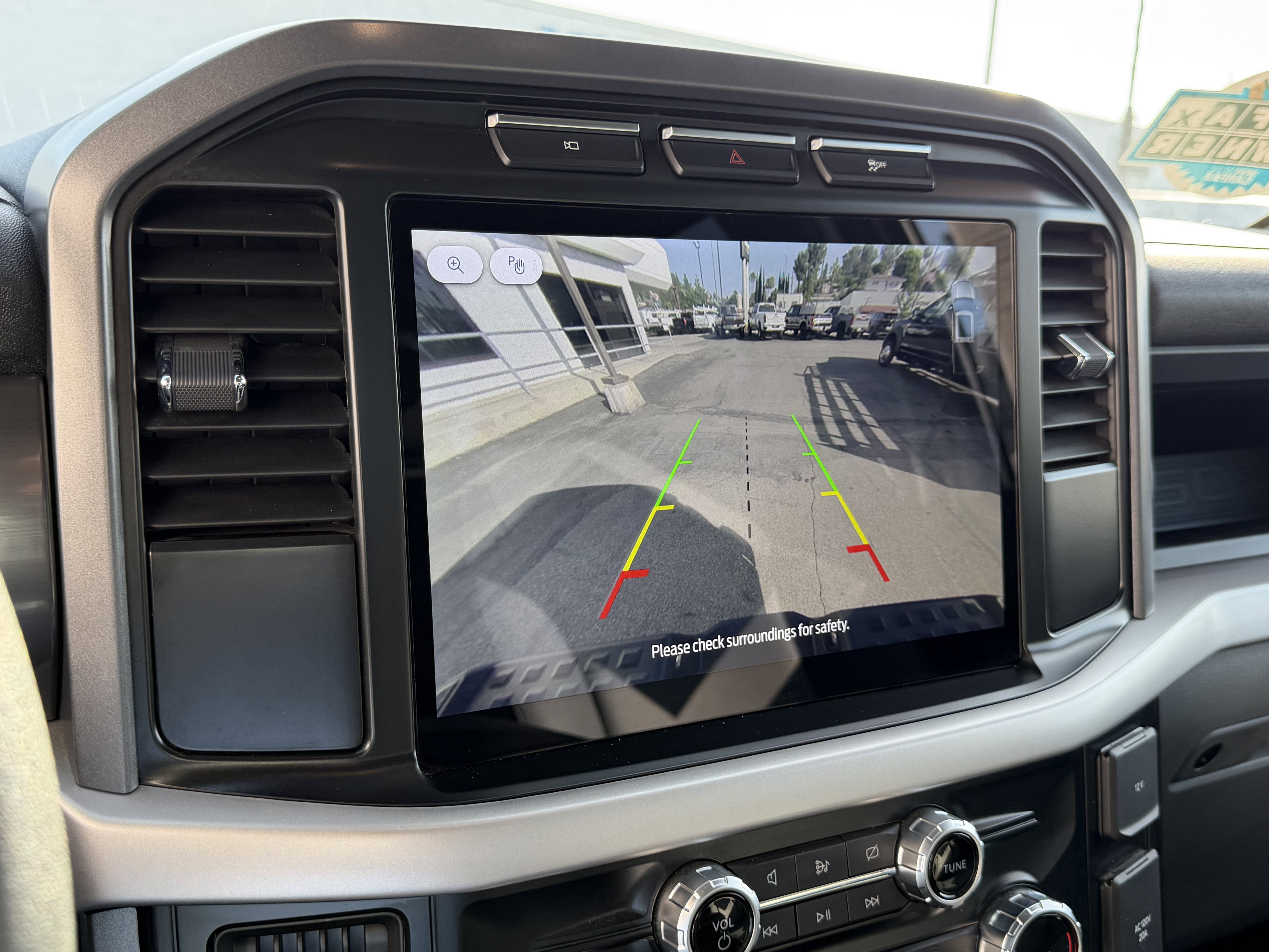 2023 Ford F-150 Lightning Pro 4WD SuperCrew 5.5' Box