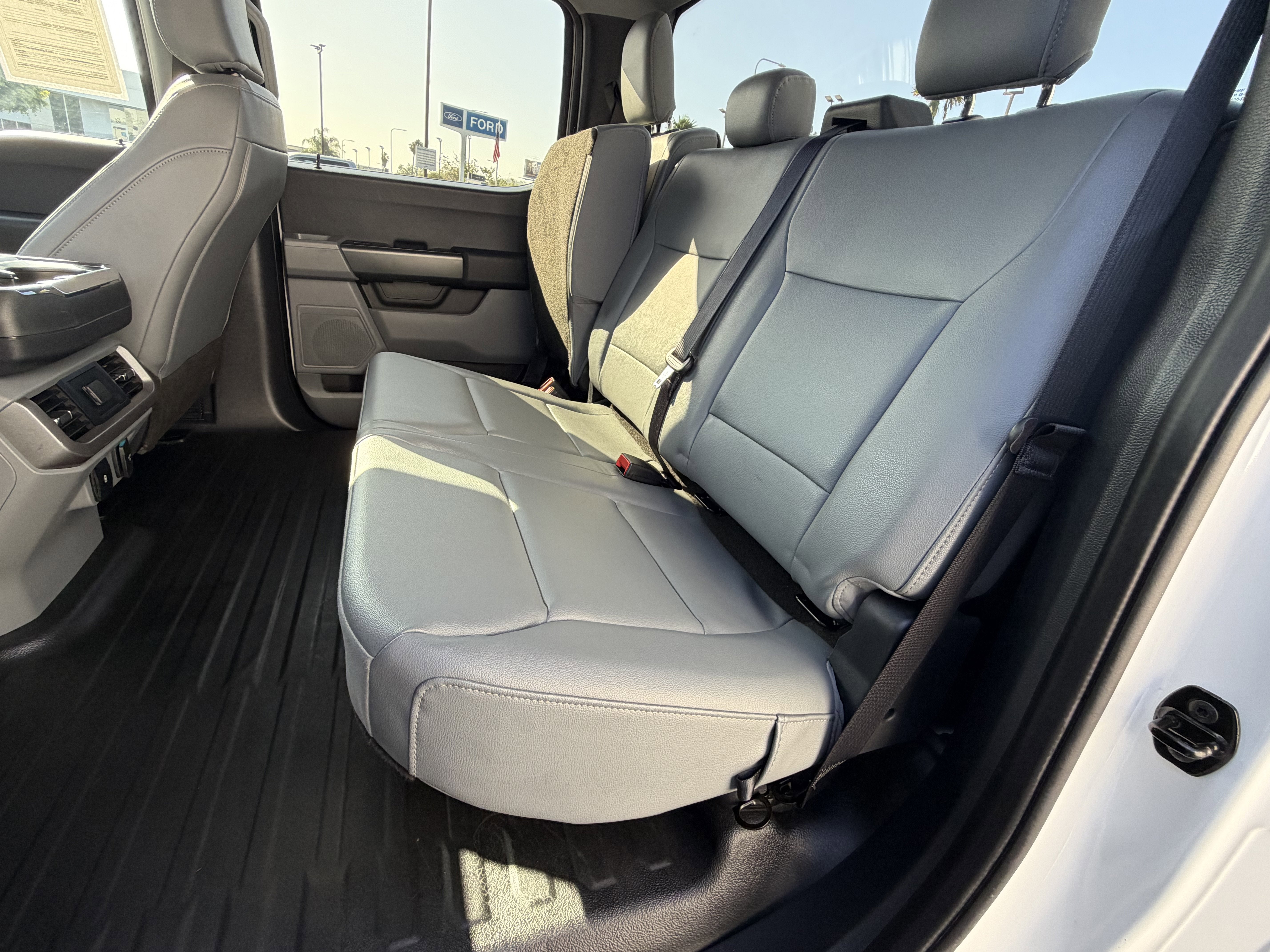 2023 Ford F-150 Lightning Pro 4WD SuperCrew 5.5' Box
