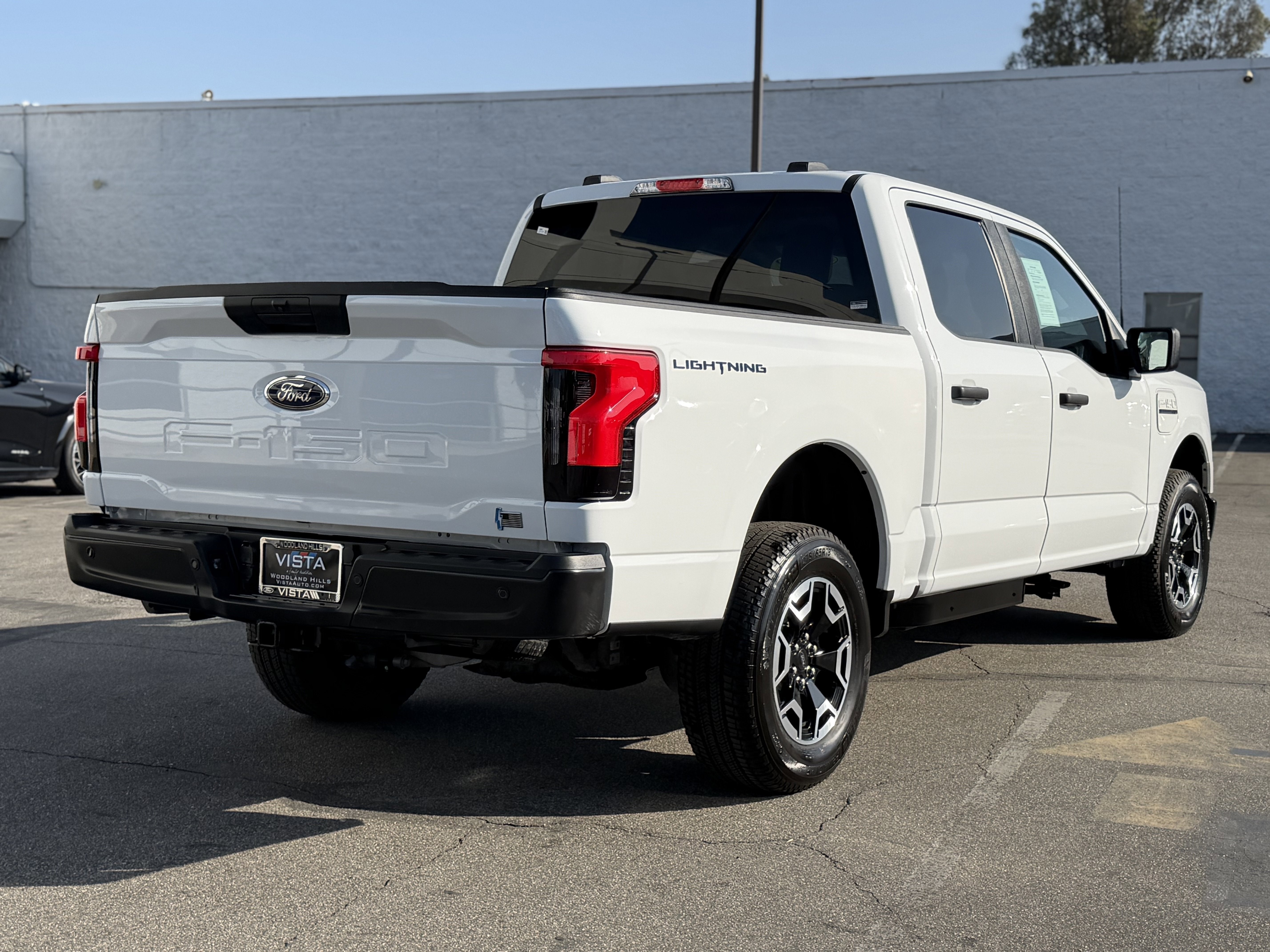 2023 Ford F-150 Lightning Pro 4WD SuperCrew 5.5' Box