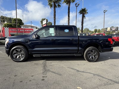 2023 Ford F-150 Lightning LARIAT 4WD SuperCrew 5.5' Box
