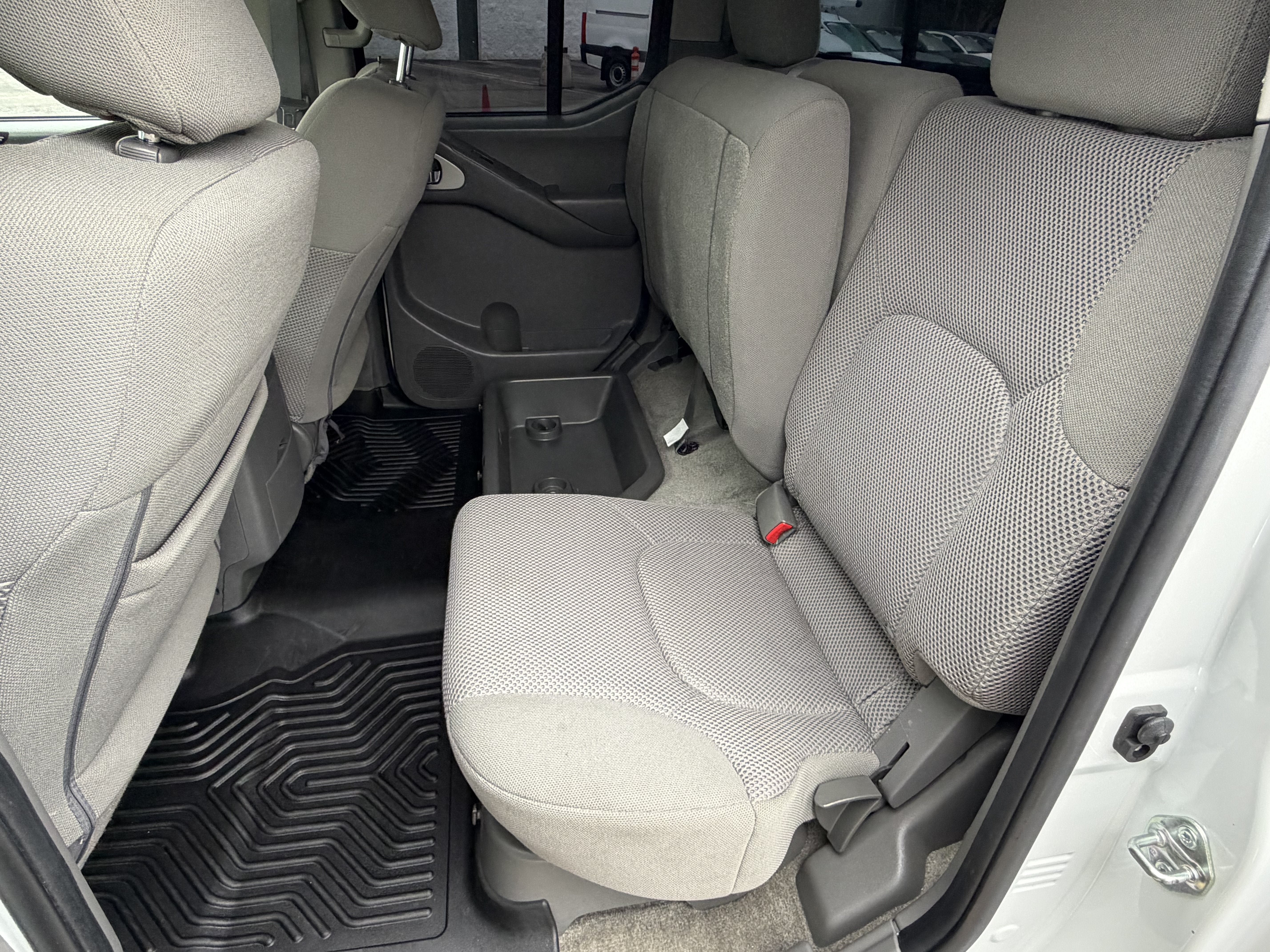 2018 Nissan Frontier SV V6
