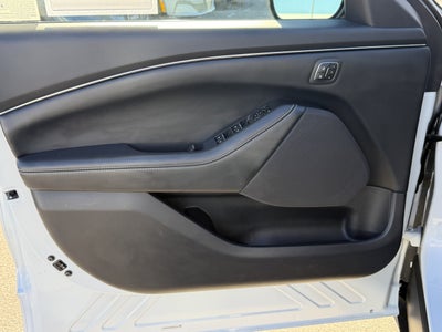 2022 Ford Mustang Mach-E California Route 1